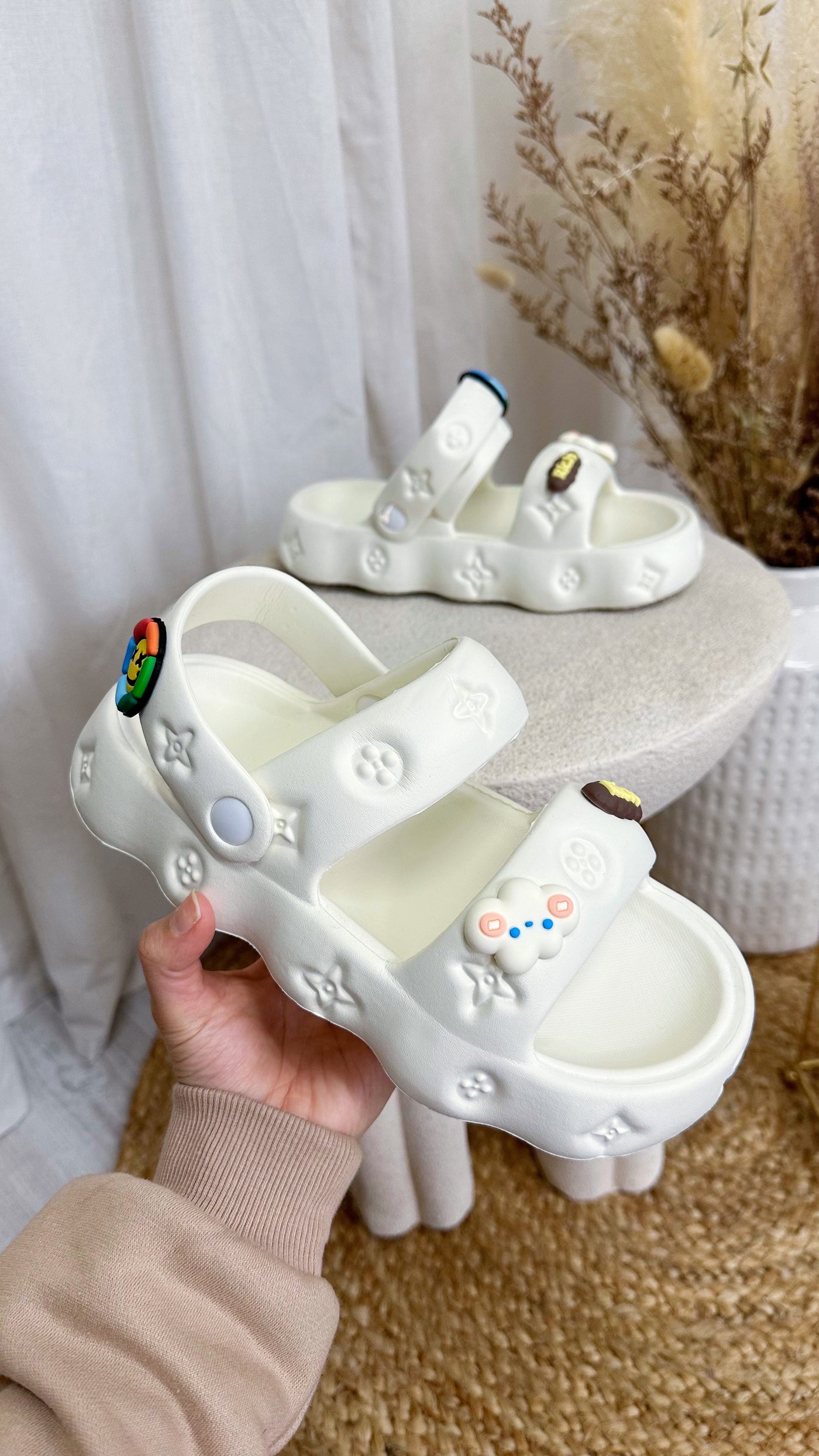 Retro Cloud Foam Sandals - WHITE