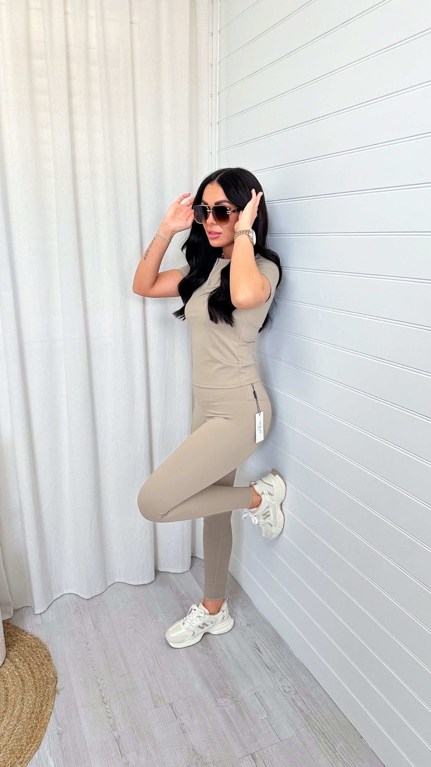 Butter Soft Gym Top and Leggings Co-Ord - TAUPE