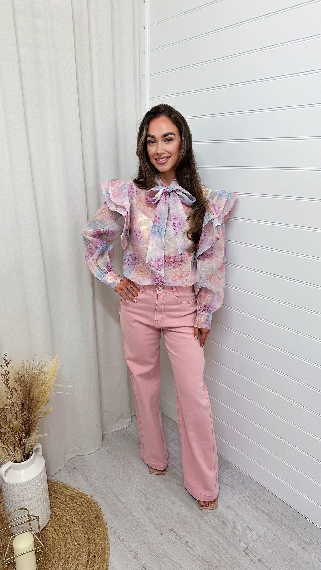 Straight Leg High Waisted Jeans - PINK