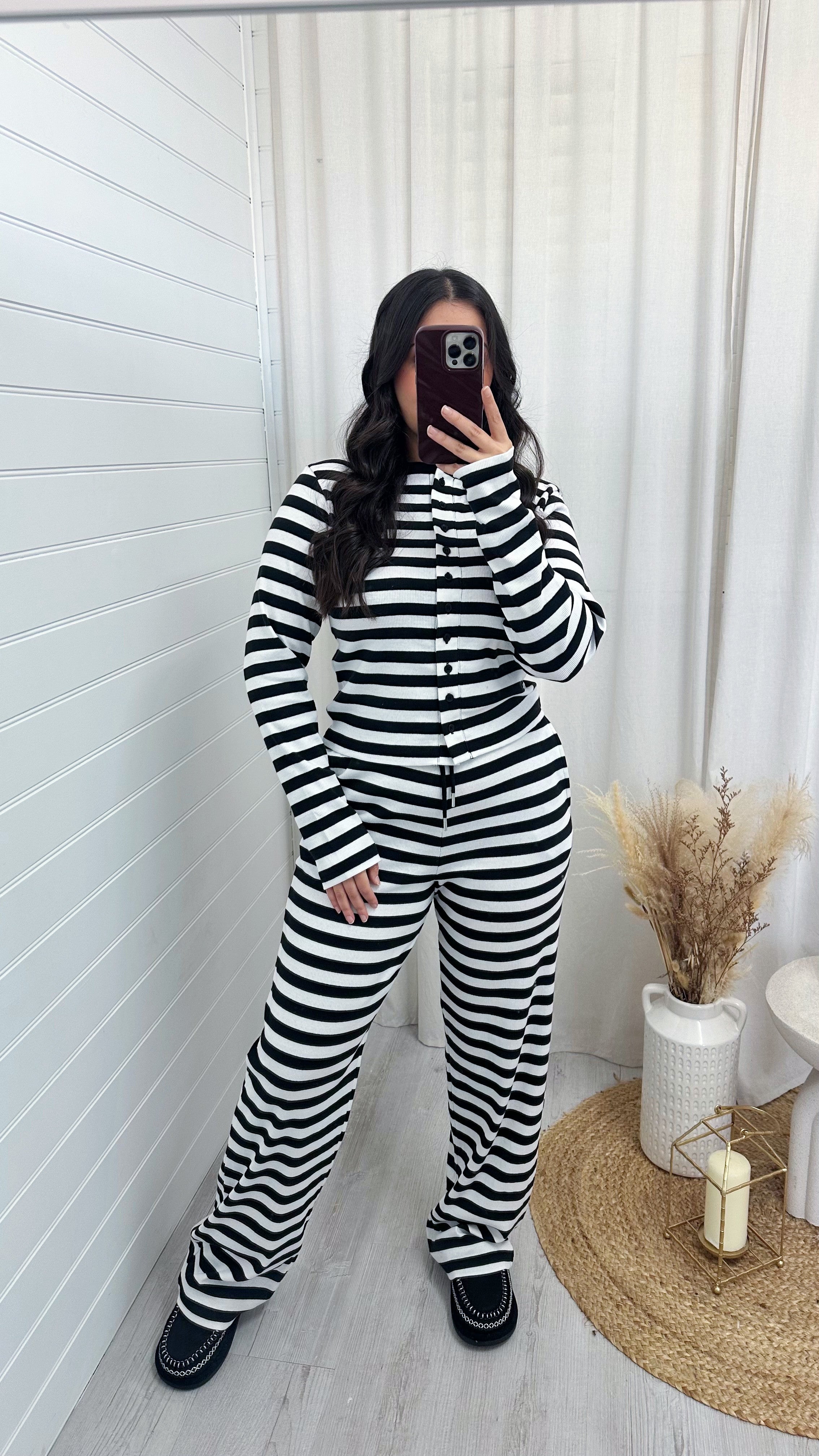 Stripe Knit Cardigan and Straight Leg Joggers Co-Ord - BLACK/WHITE