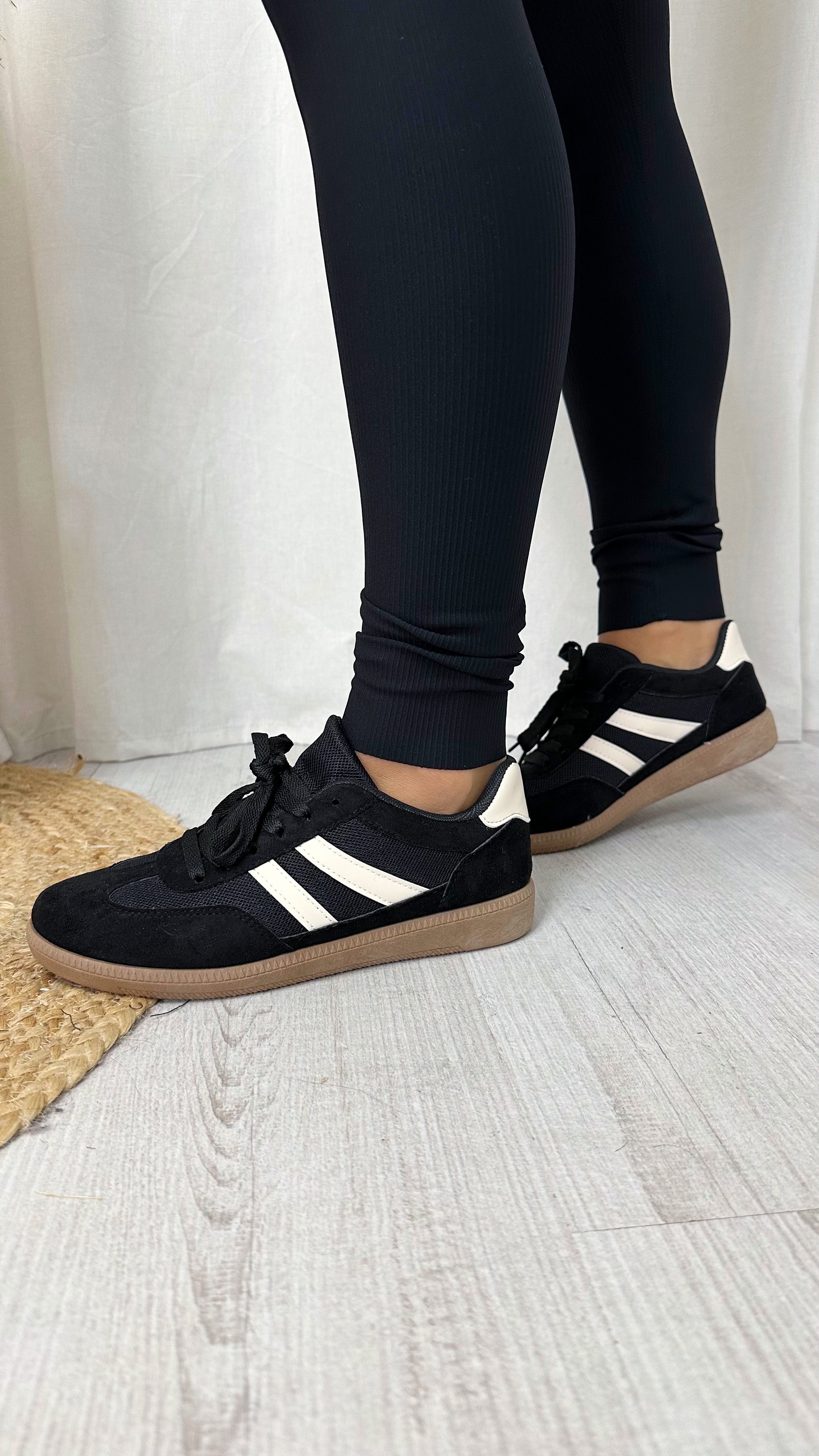 Classic Suede Stripe Court Trainers - BLACK