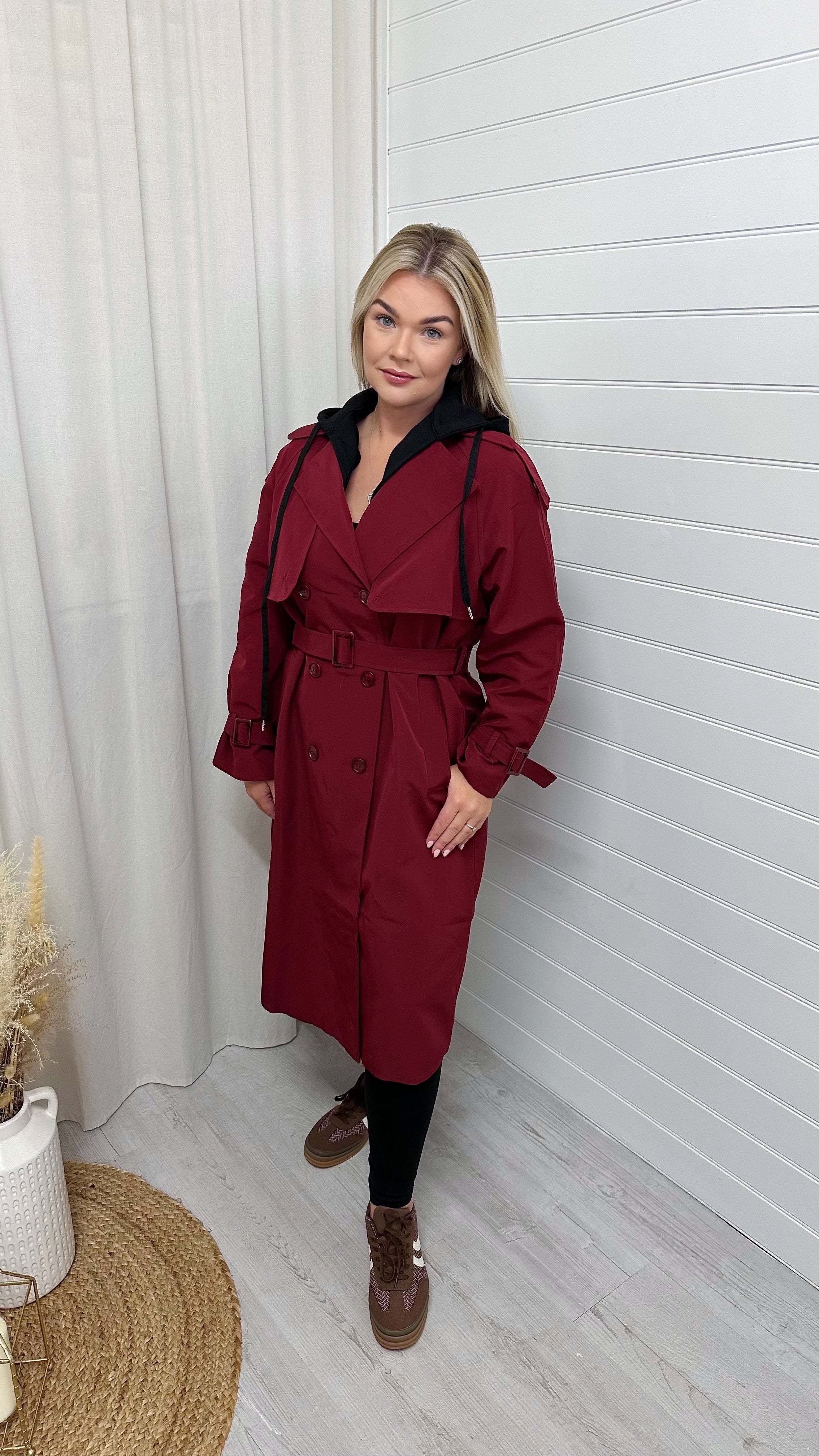 Premium Hooded Lightweight Mac - BURGUNDY