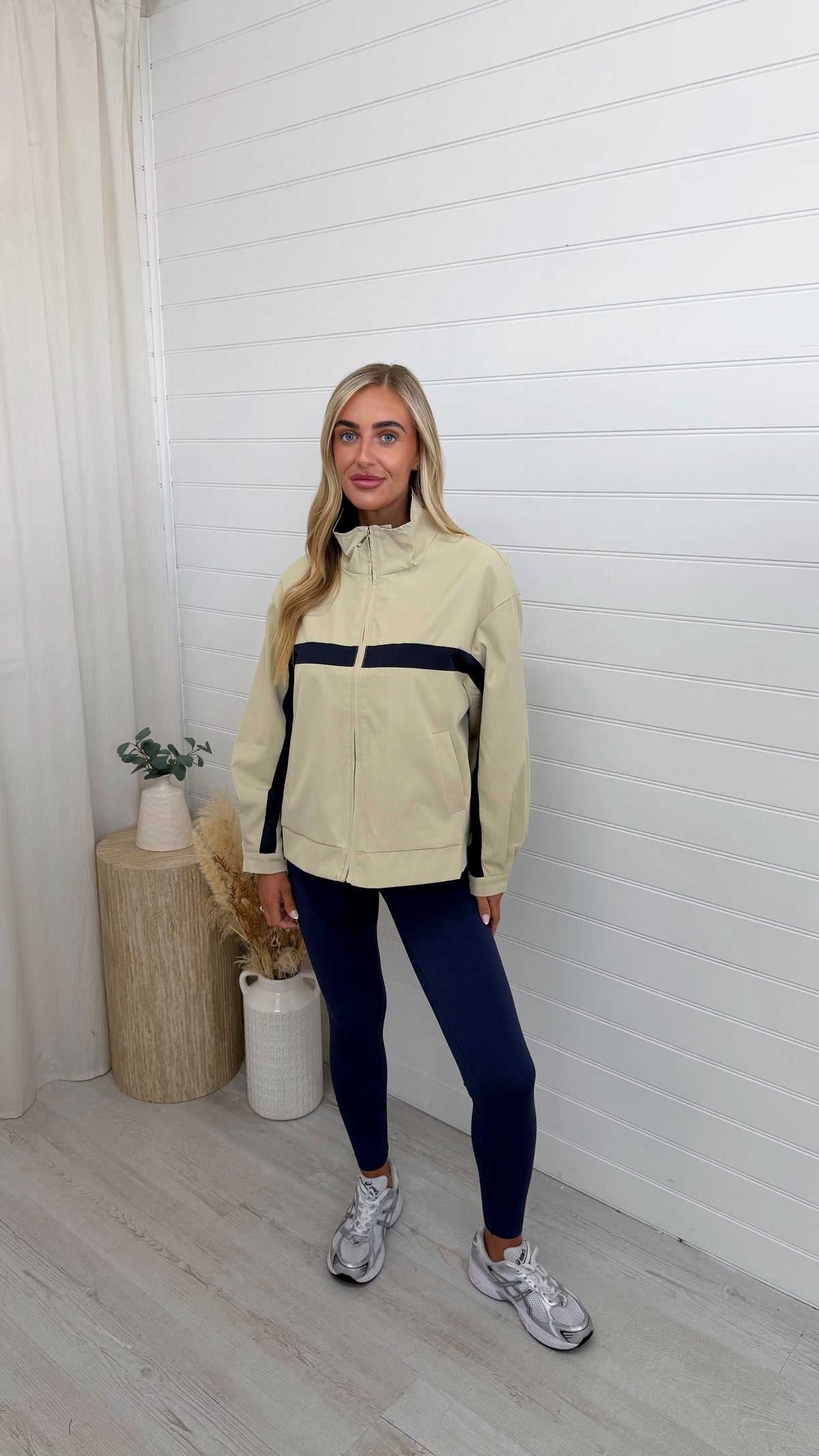 Vintage Track Jacket - BEIGE/NAVY