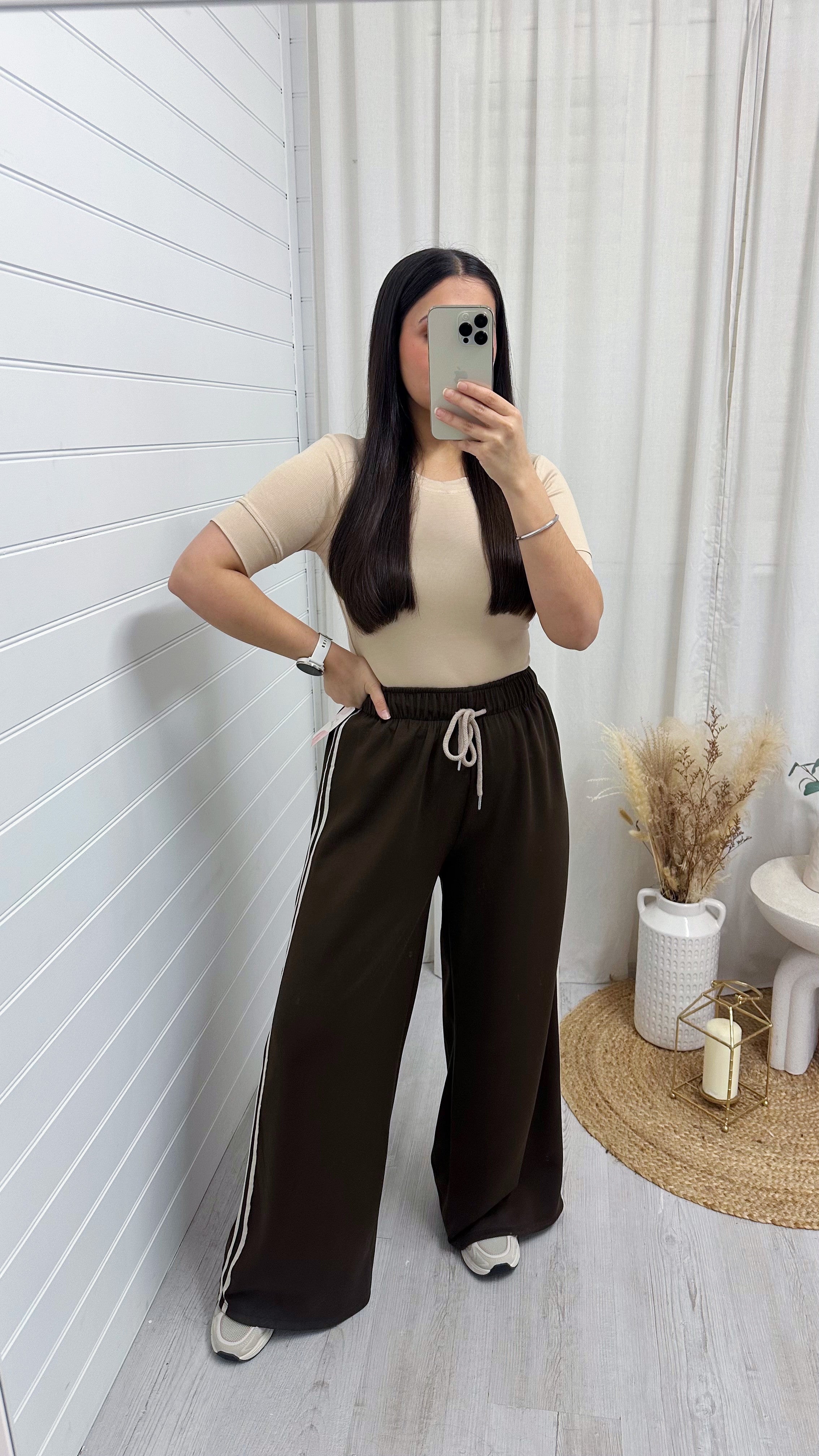 Wide Leg Retro Stripe Joggers - BROWN