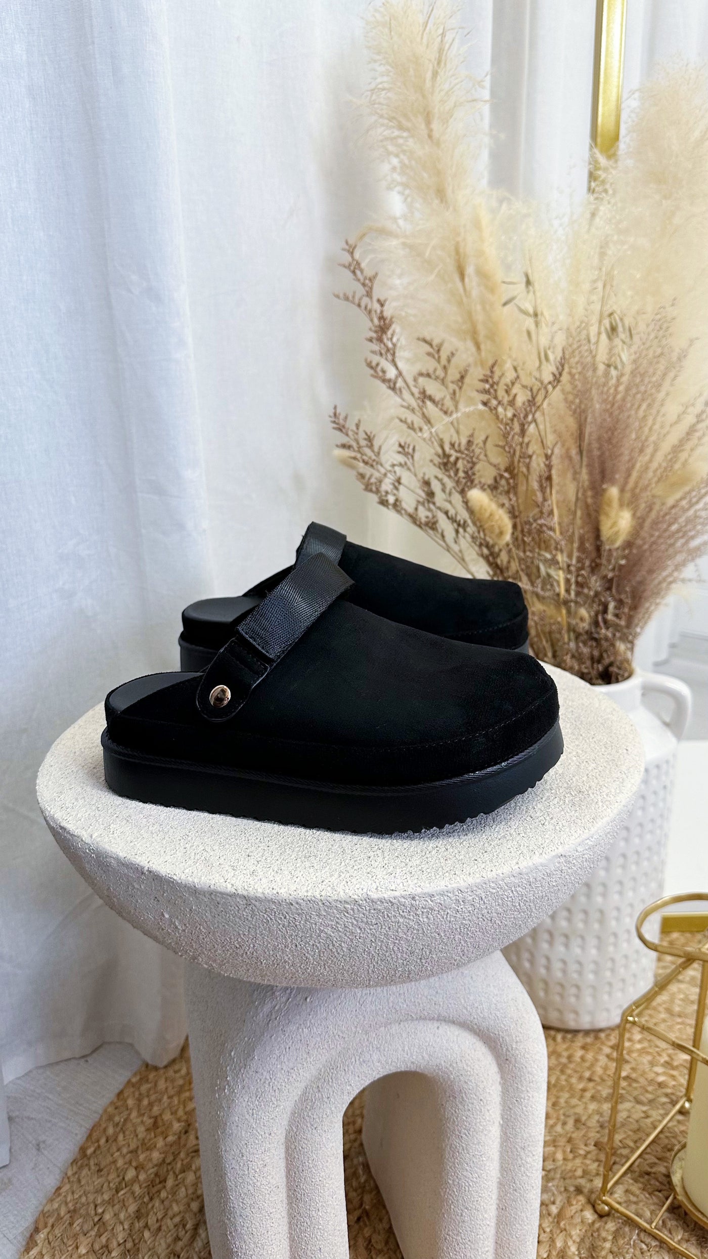 Platform Suede Clogs - BLACK