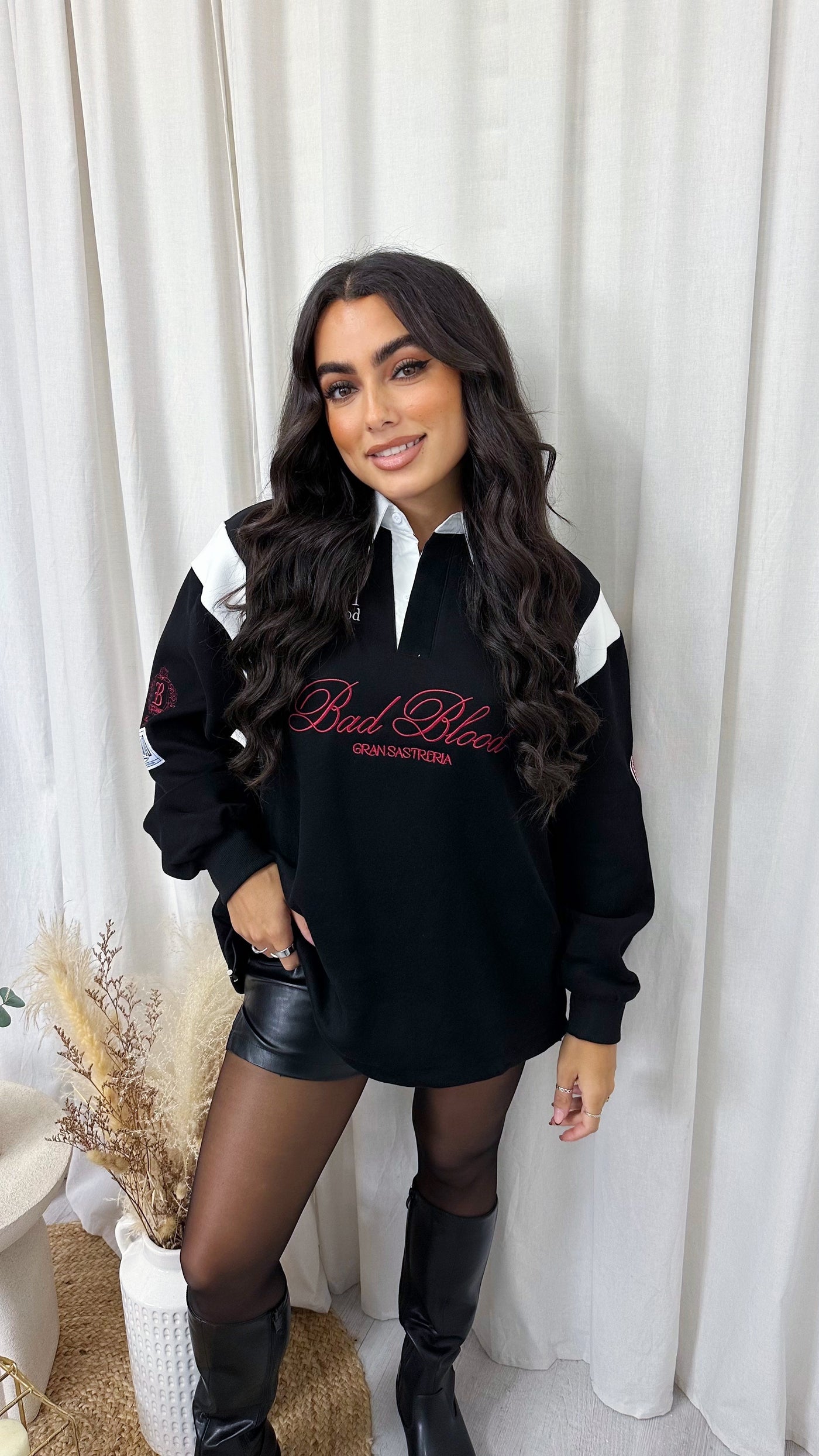 'Bad Blood' Embroidered Slogan Collared Sweatshirt - BLACK