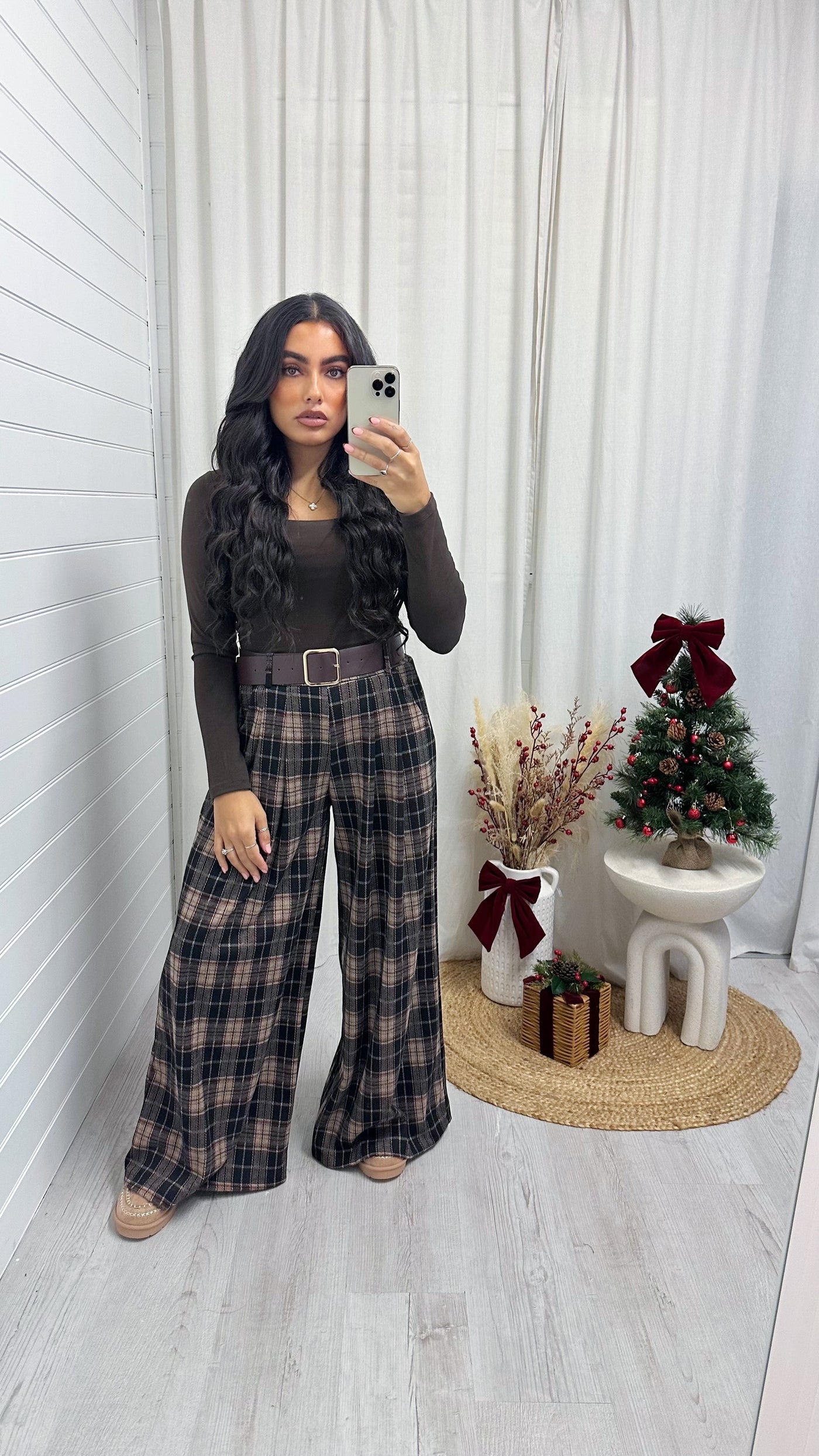 Checked Wide Leg Flannel Trousers with Chunky Belt - BROWN