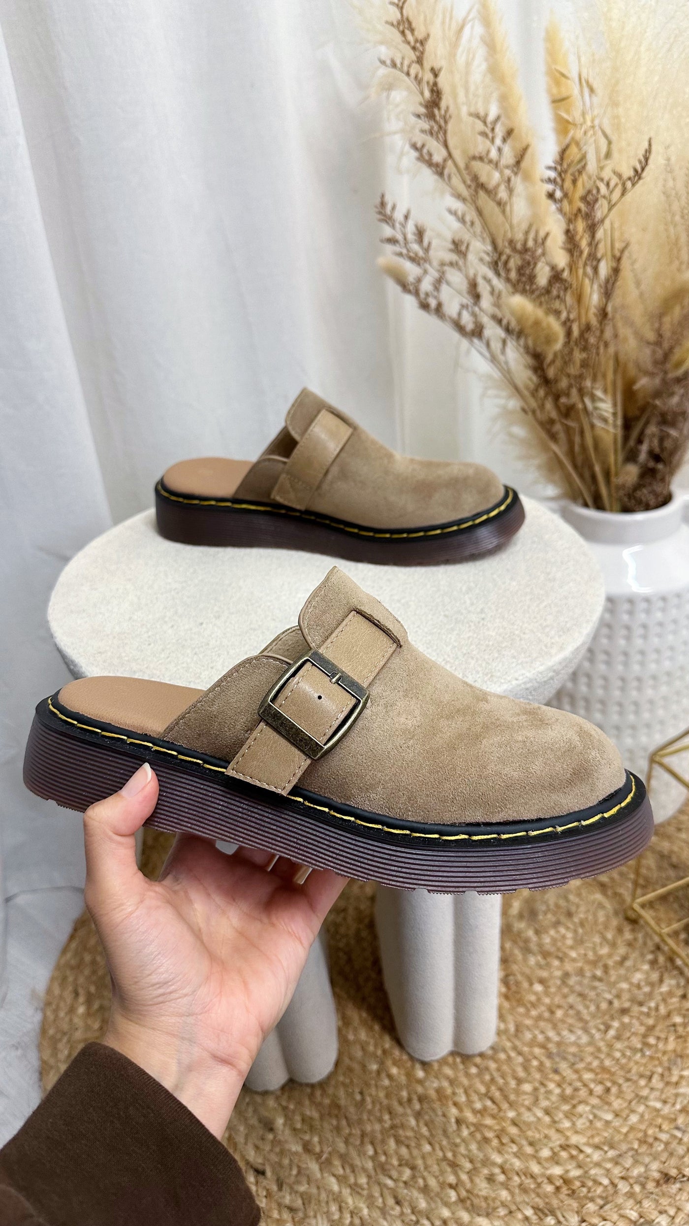 Chunky Gel Sole Mules - MOCHA