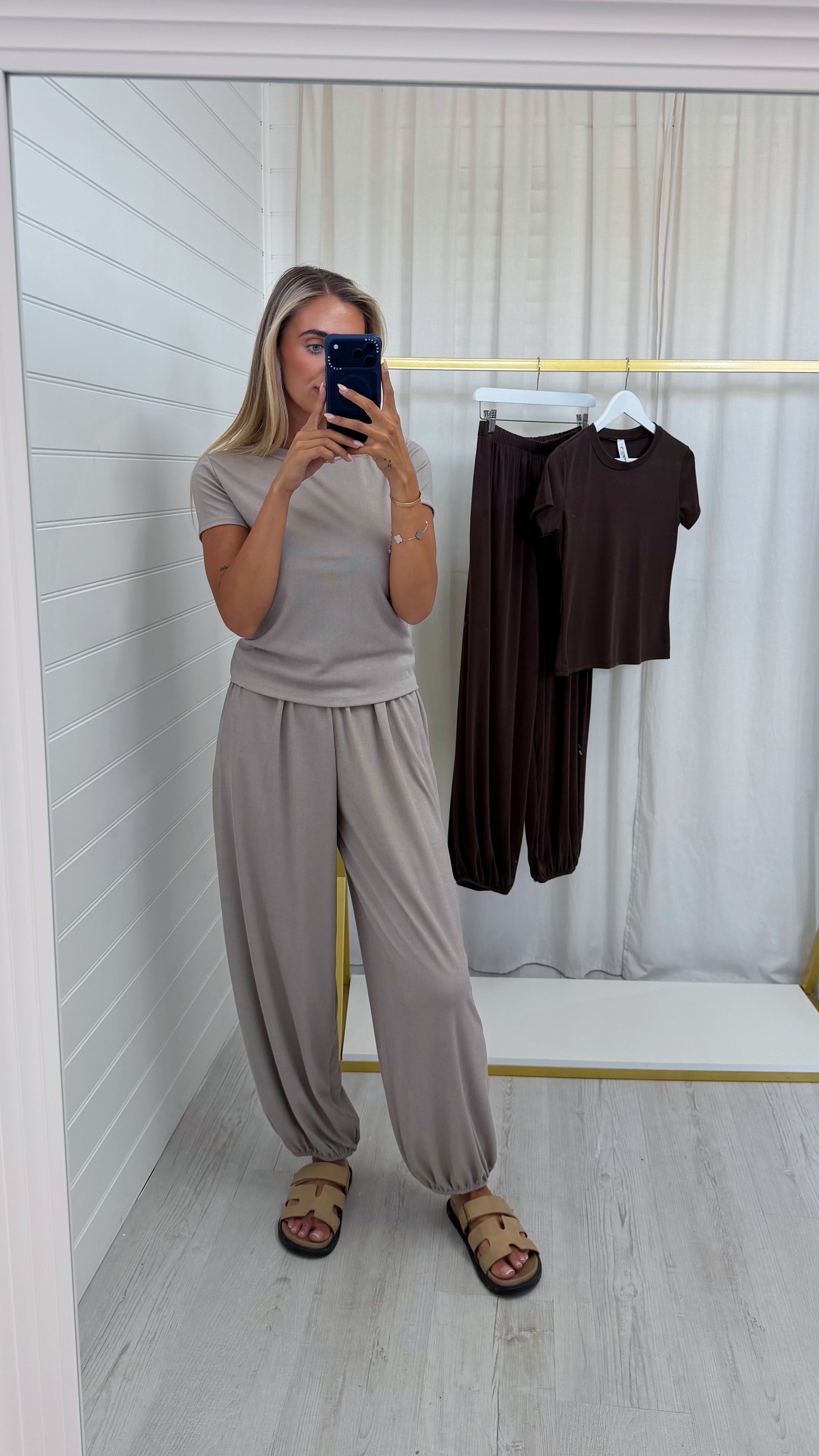 Fine Rib T-Shirt and Balloon Trousers Co-Ord - MOCHA