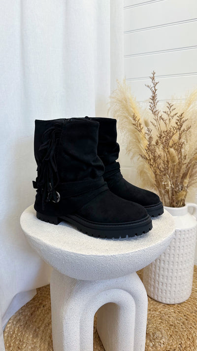 Fold Over Flat Tassel Boots - BLACK