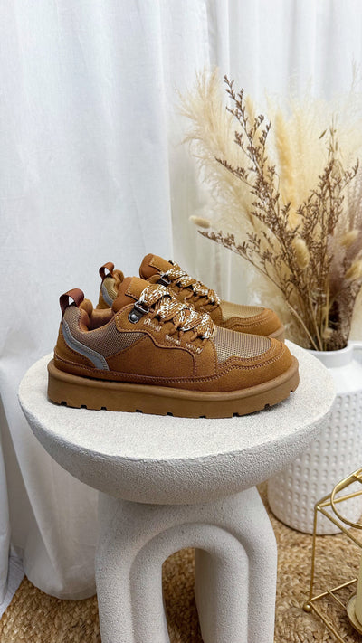 Chunky Lace Suede Sneakers - CAMEL