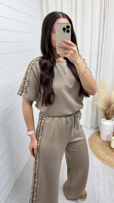 Leopard Trim Plain T-Shirt and Joggers Co-Ord - MOCHA