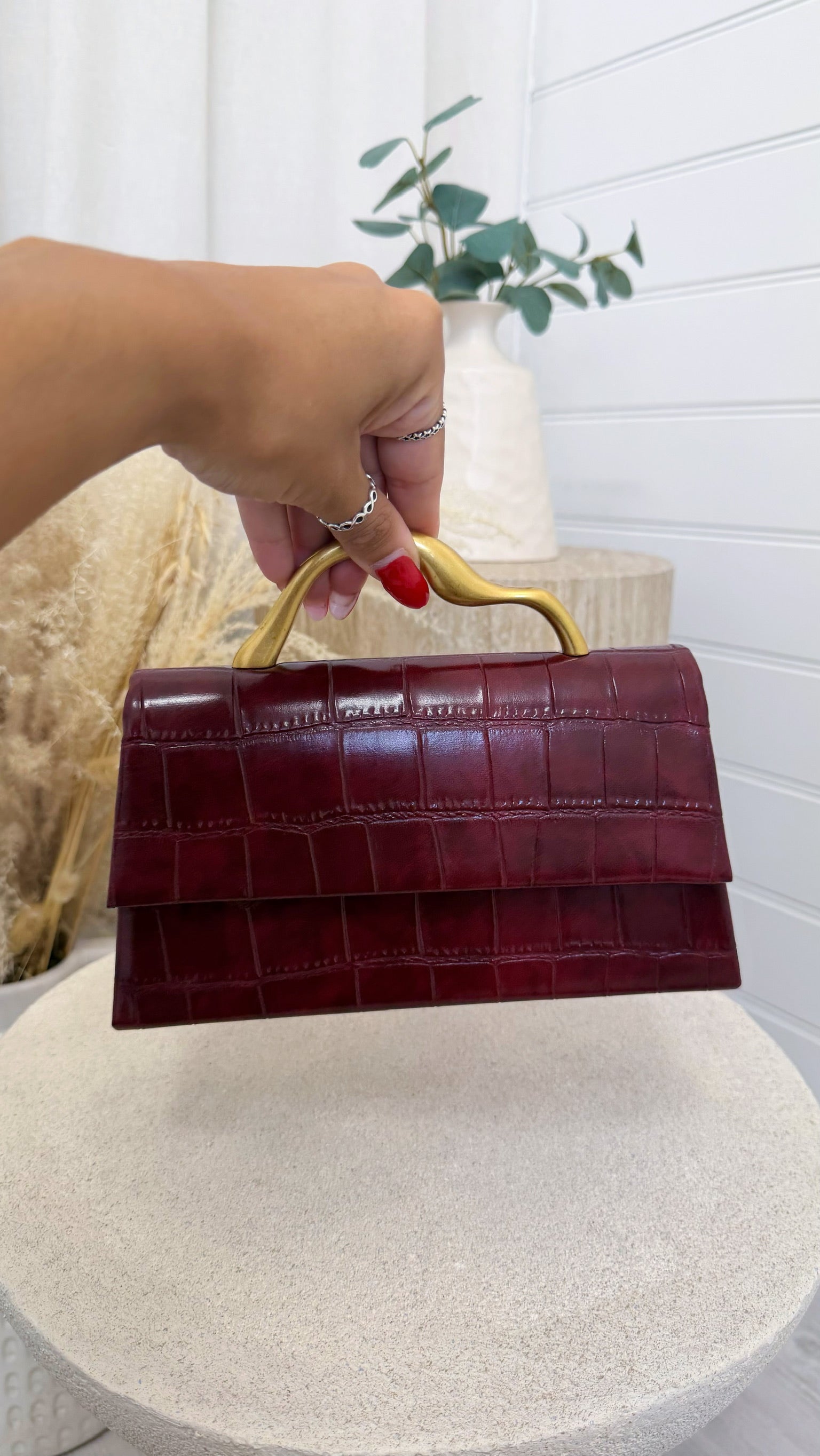 Crocodile Print Handbag - BURGUNDY