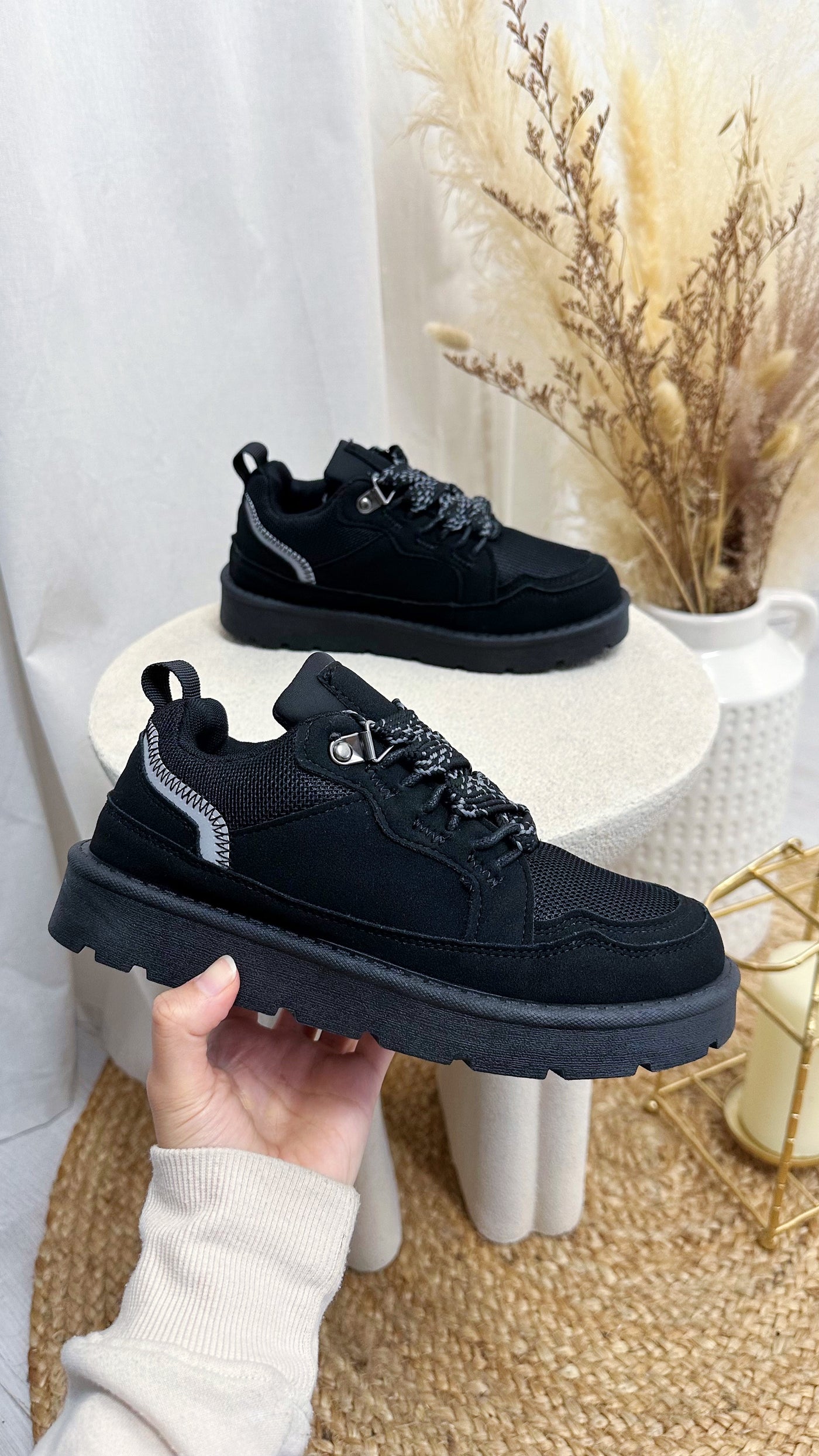 Chunky Lace Suede Sneakers - BLACK