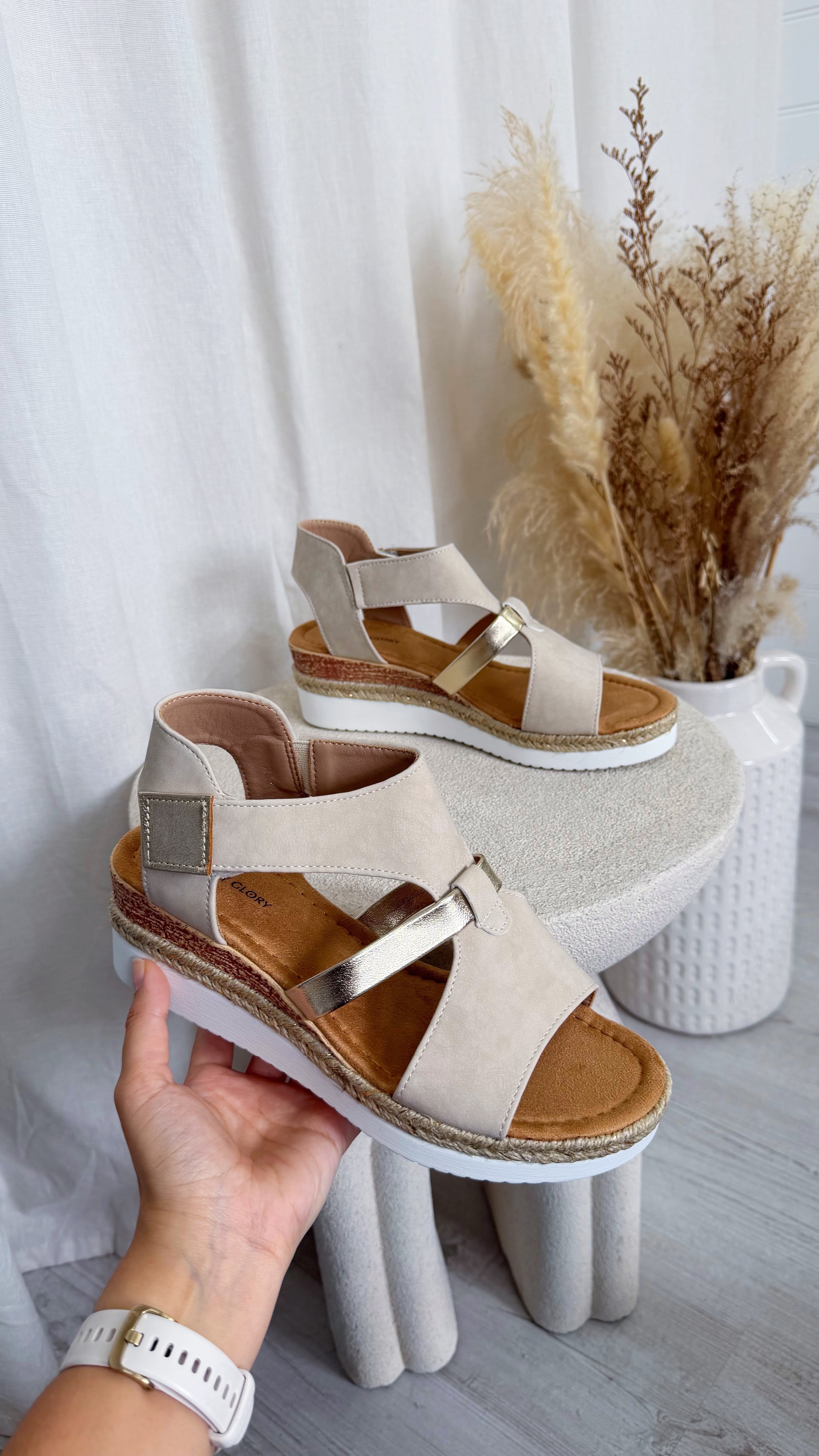 Suede Comfort Wedge Sandals - LIGHT BEIGE