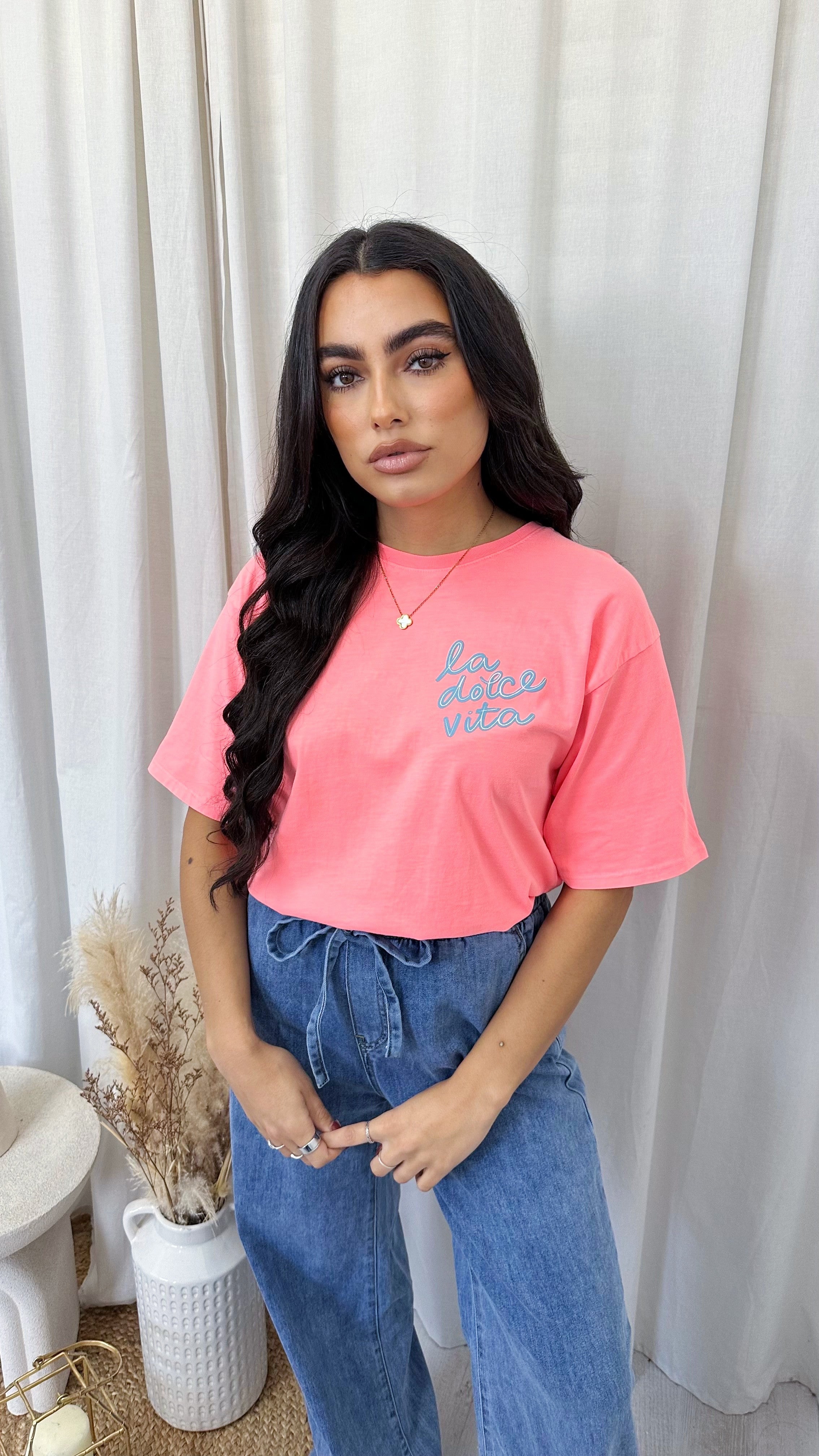 La Dolce Vita Graphic T-Shirt - NEON PINK