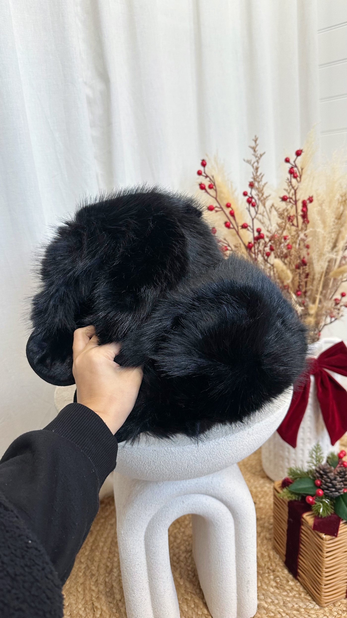 Mega Fluffy Faux Fur Slippers - BLACK