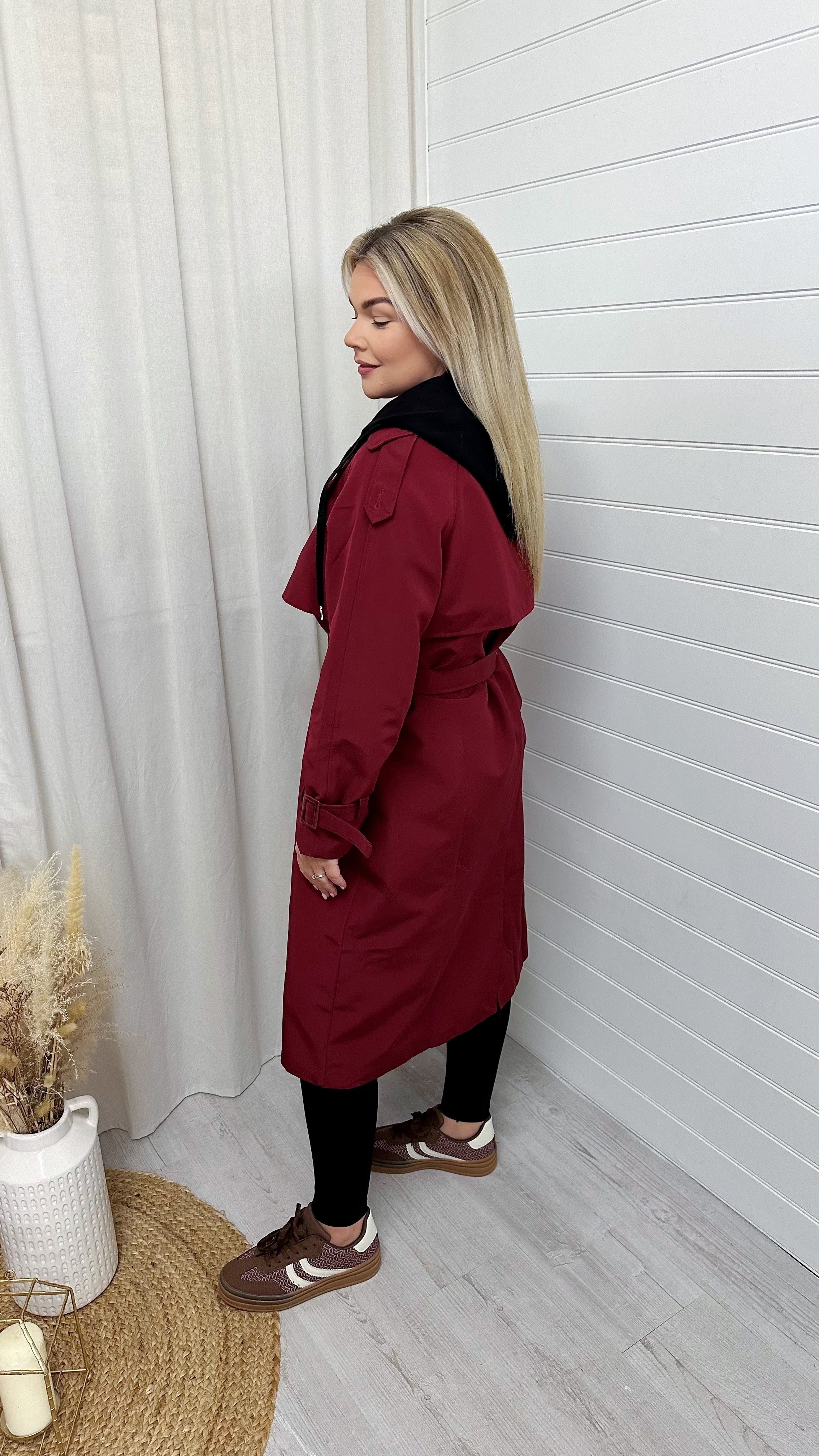 Premium Hooded Lightweight Mac - BURGUNDY