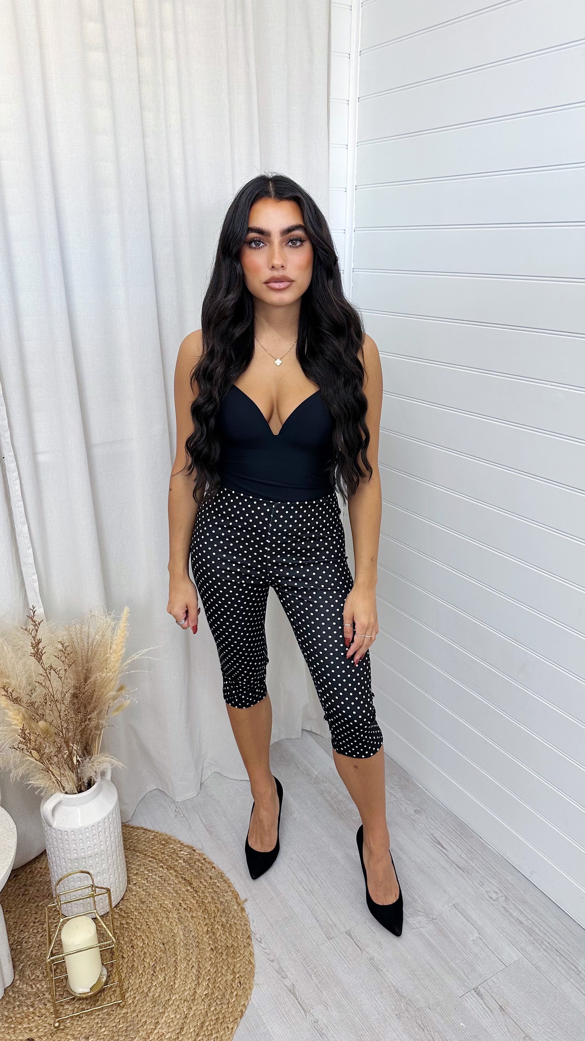 Polka Dot Capri Leggings - BLACK