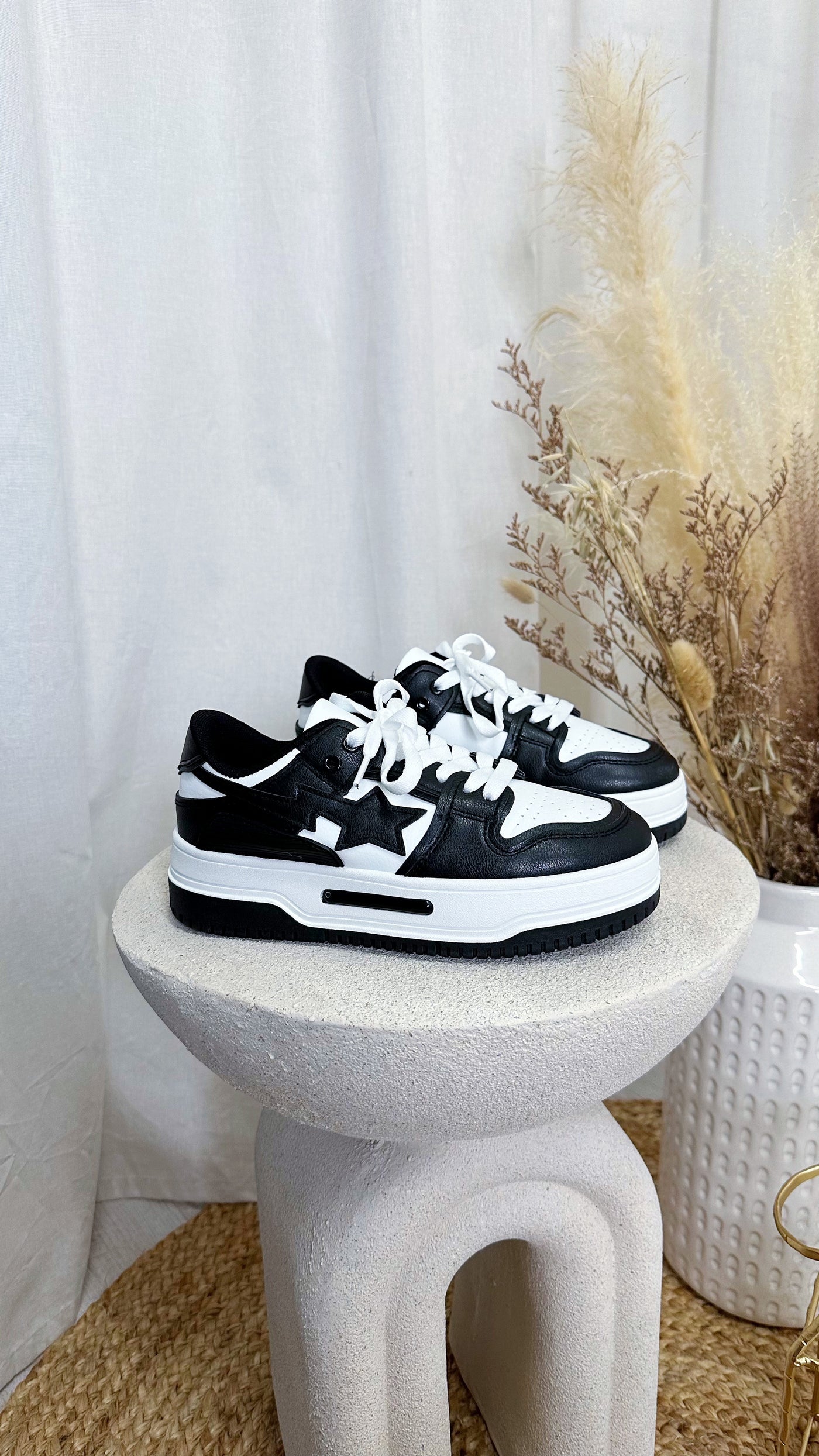 Platform Star Sneakers - BLACK/WHITE