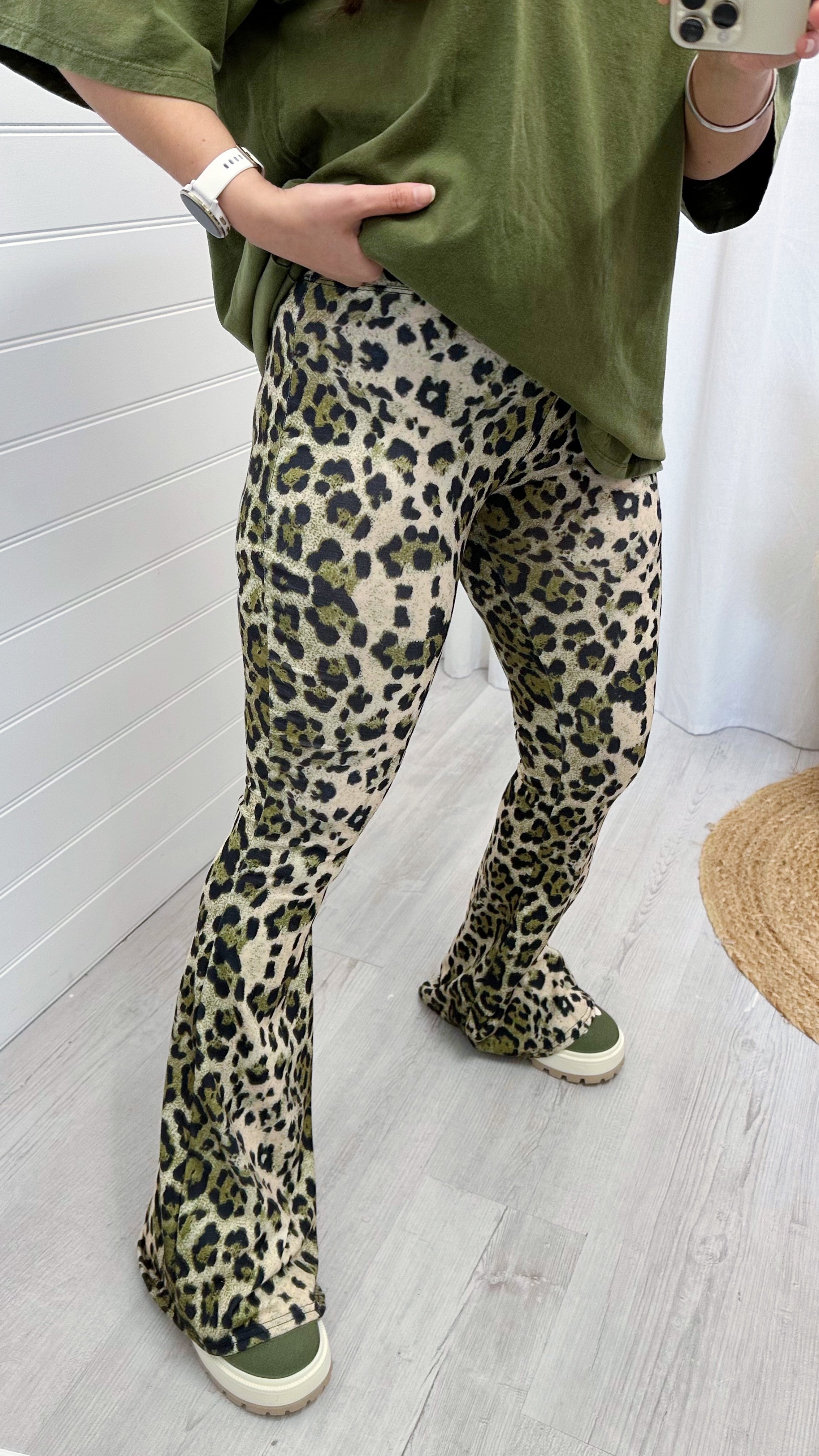 High Waisted Leopard Print Stretchy Flares - GREEN