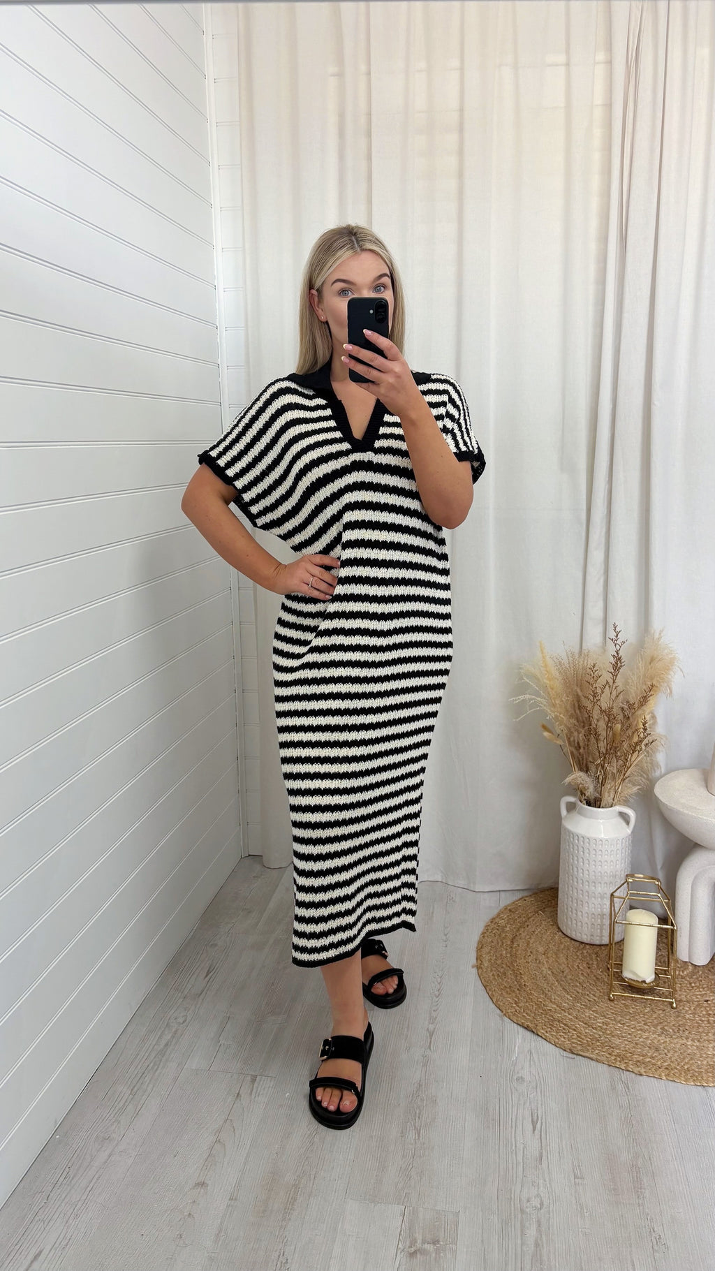 Crochet V Neck Midi Dress - BLACK/WHITE