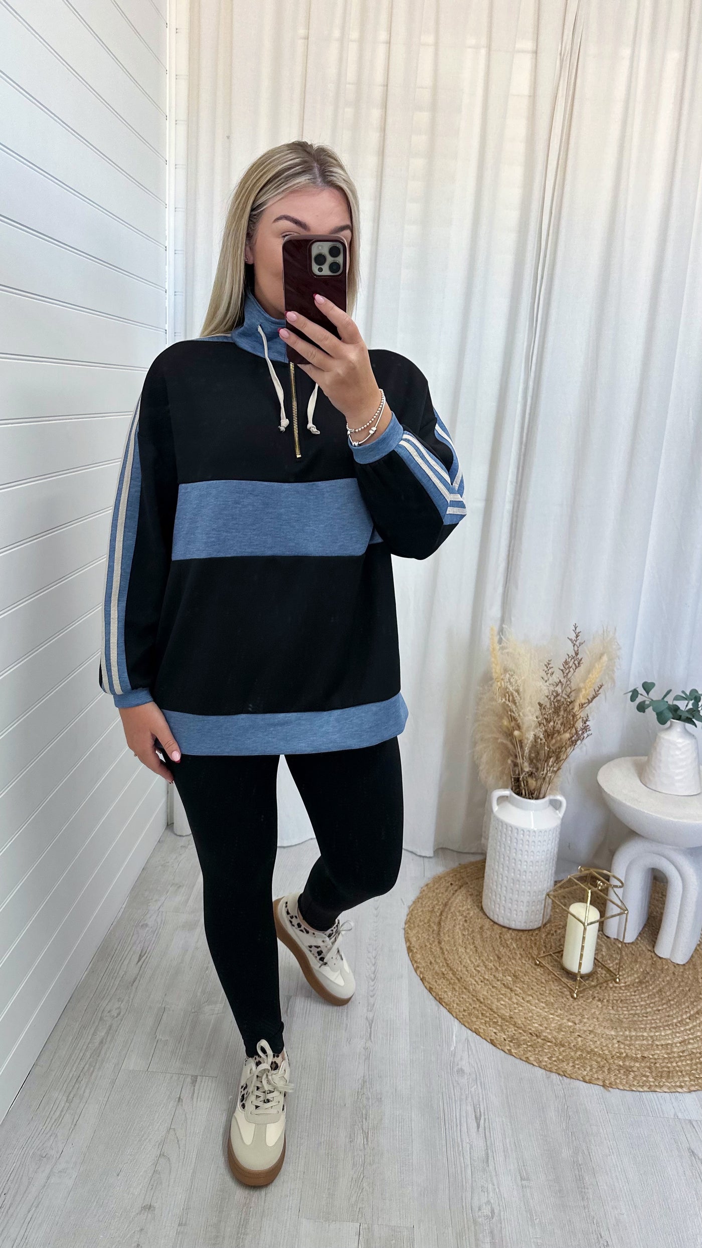 Colour Block Half Zip Sweatshirt - BLACK