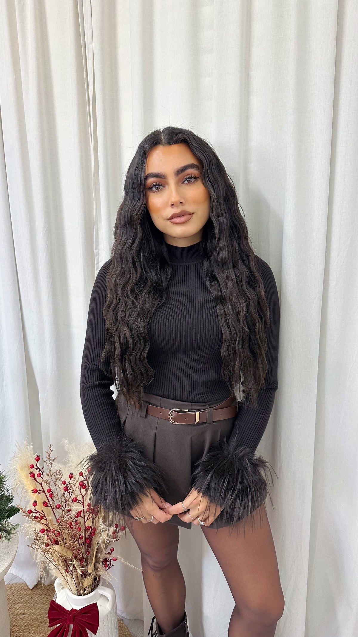 Ribbed Knit Feather Cuff Top - BROWN