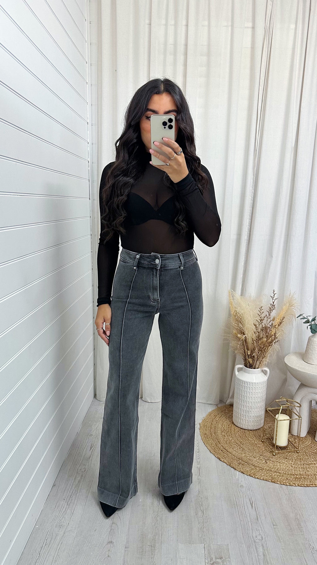 High Waisted Seam Front Flared Jeans - CHARCOAL
