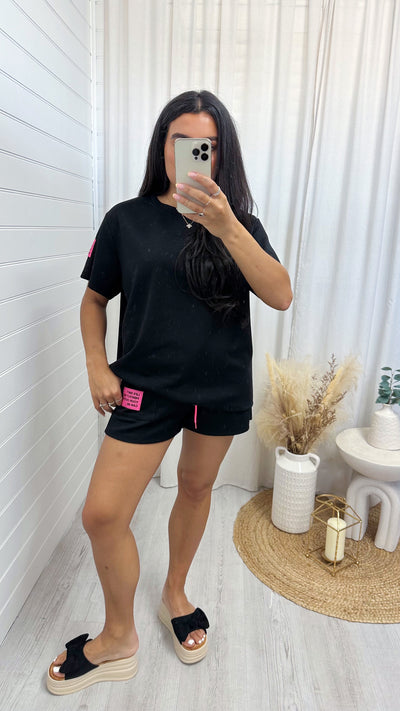 Graphic Badge Baggy T-Shirt and Shorts Co-Ord - BLACK