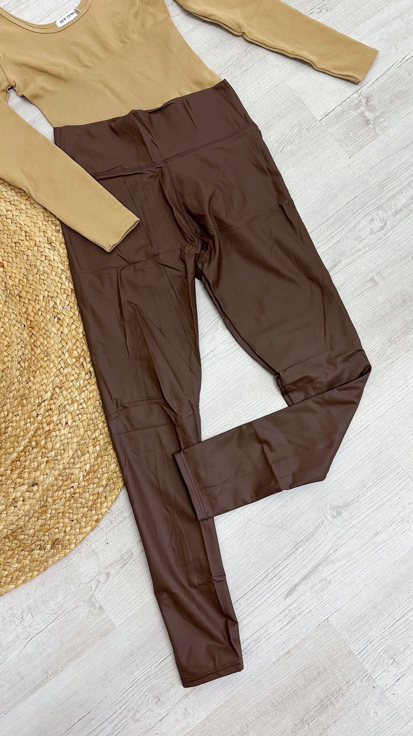 High Waisted Leather Look Leggings - BROWN