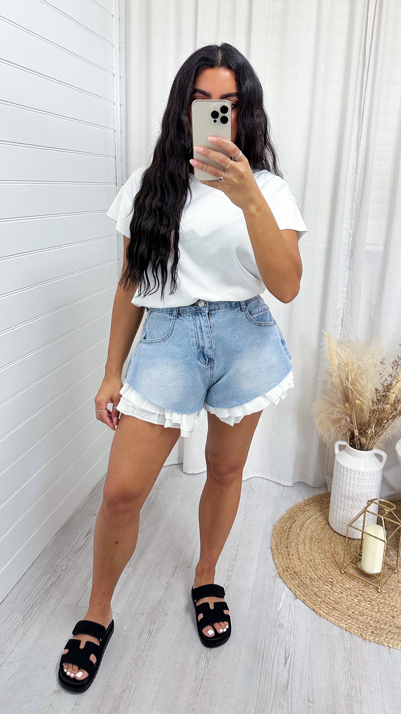 White Trim High Waisted Denim Shorts - LIGHT BLUE