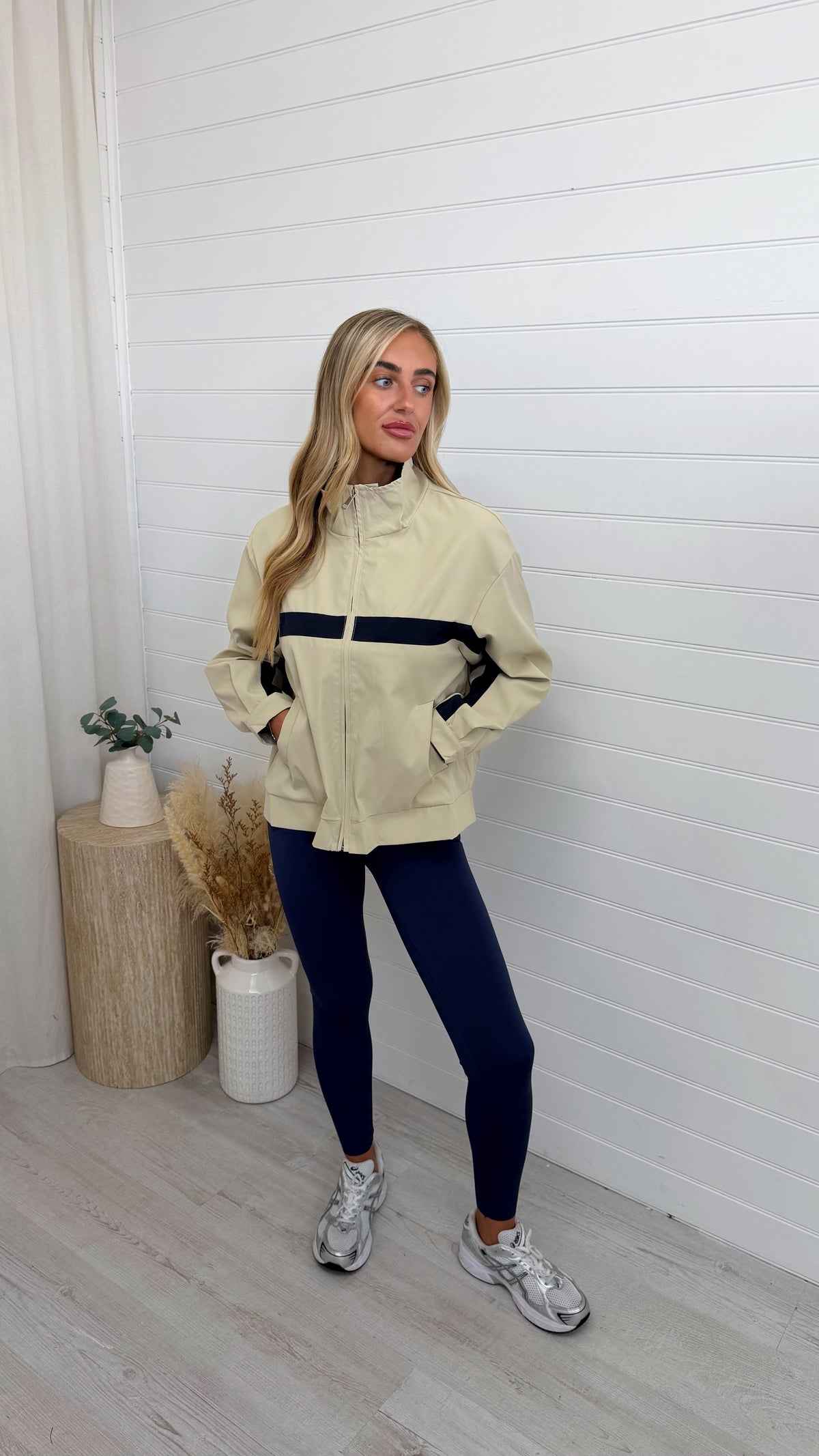 Vintage Track Jacket - BEIGE/NAVY