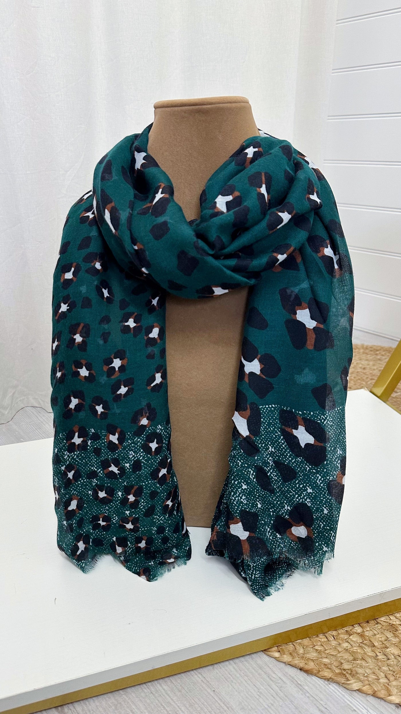 LOTTIE Leopard Print Soft Touch Scarf - BOTTLE GREEN