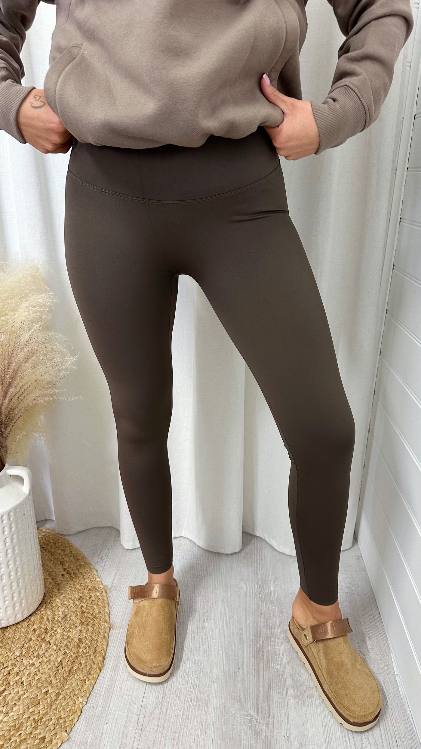 Body Sculpting Active Leggings - BROWN