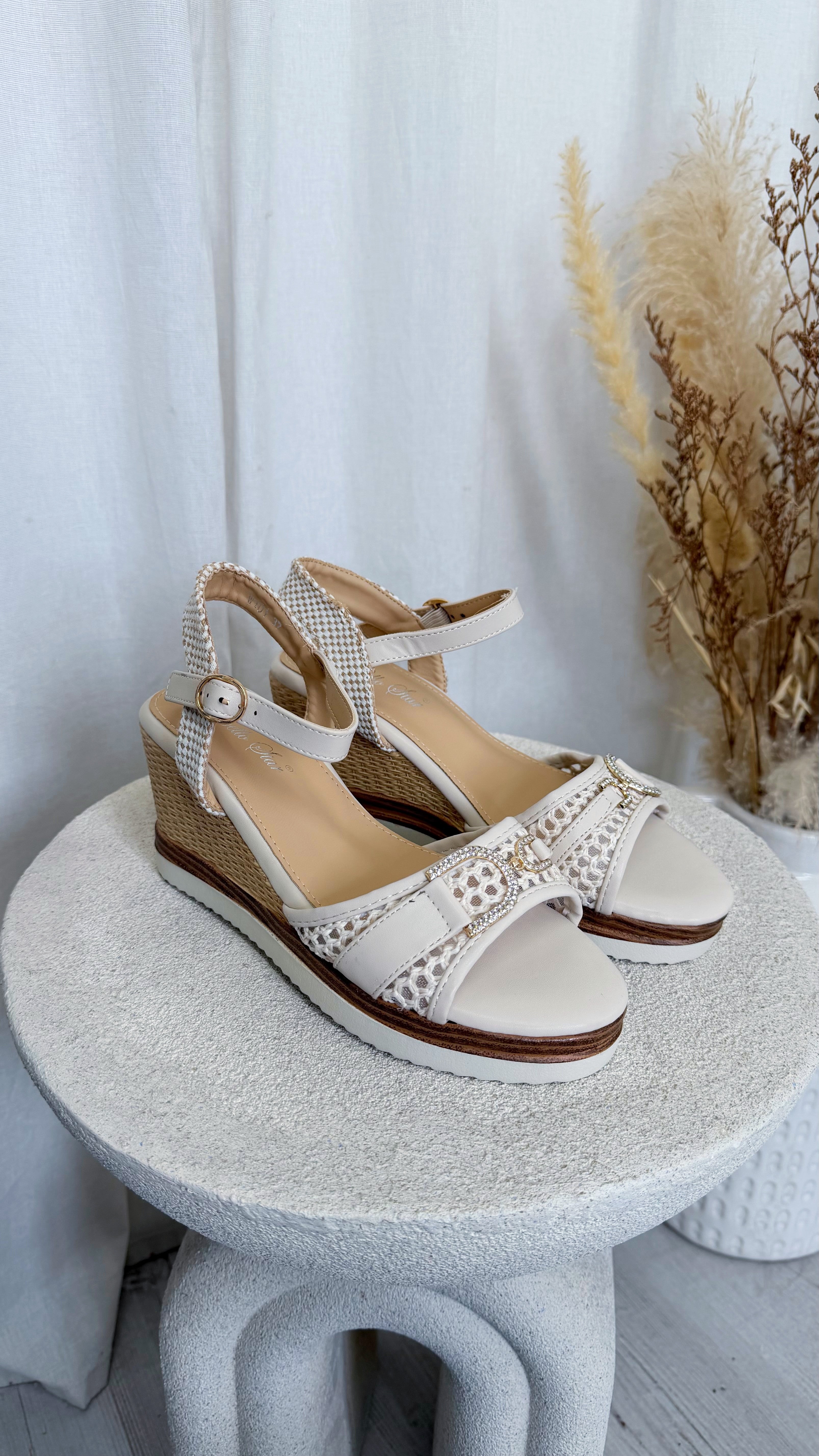 Lace Detail Wedge Sandals - BEIGE