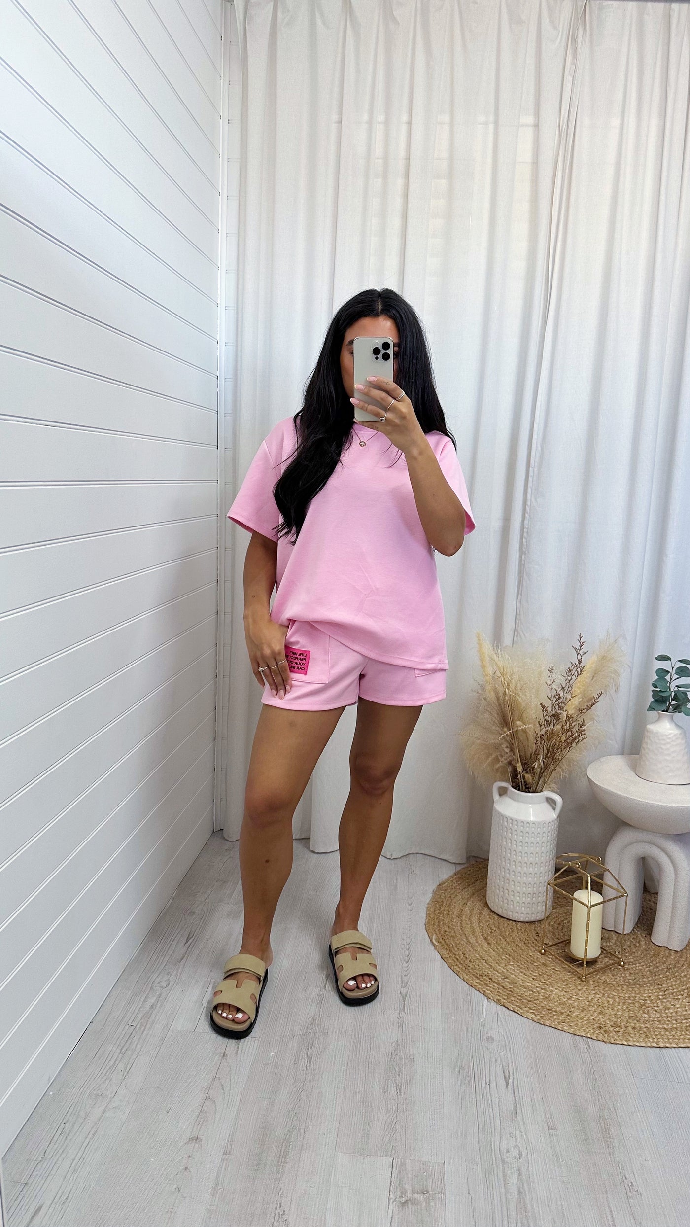 Graphic Badge Baggy T-Shirt and Shorts Co-Ord - PINK