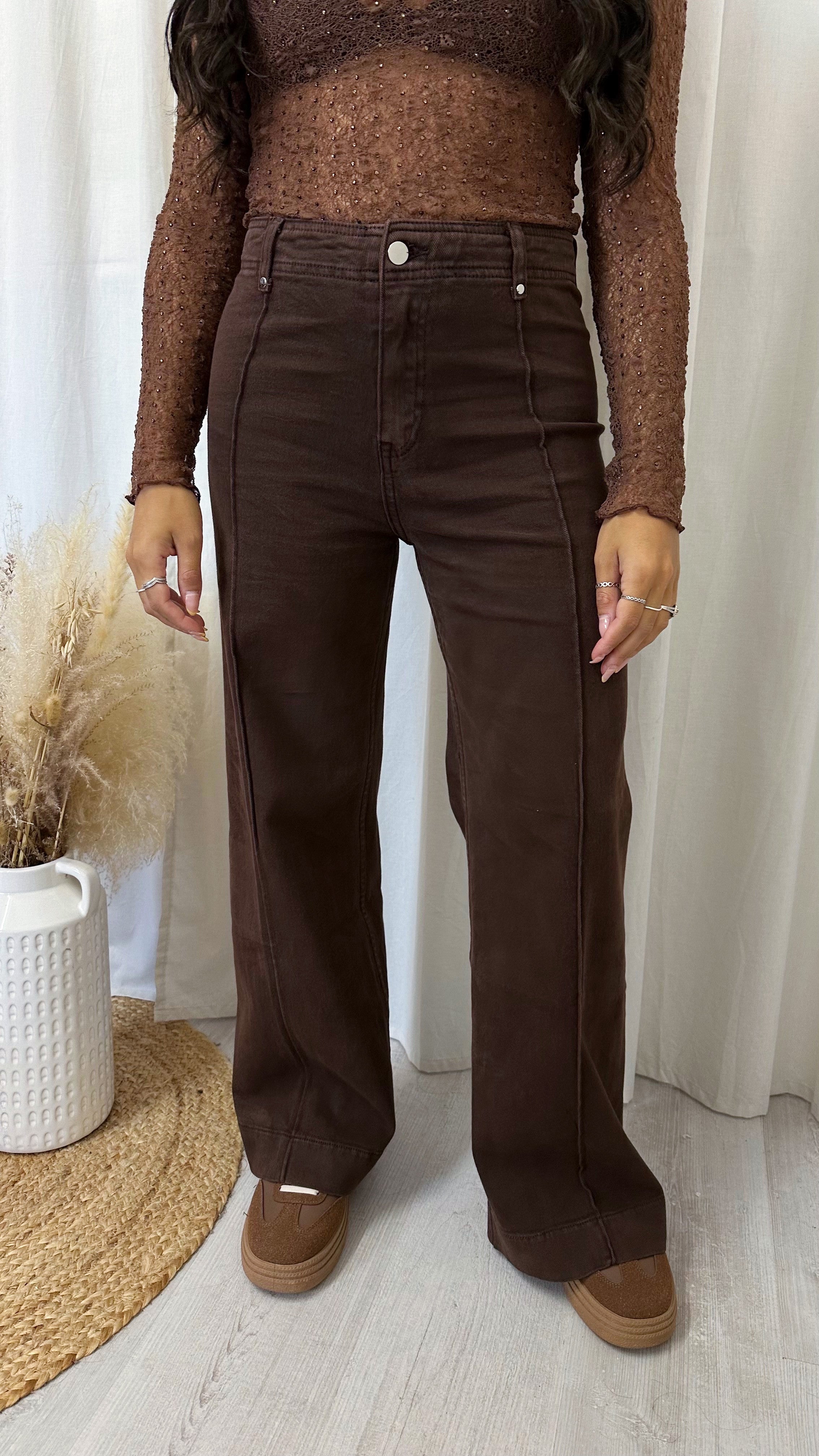 Seam Front Wide Leg Stretchy Jeans - BROWN