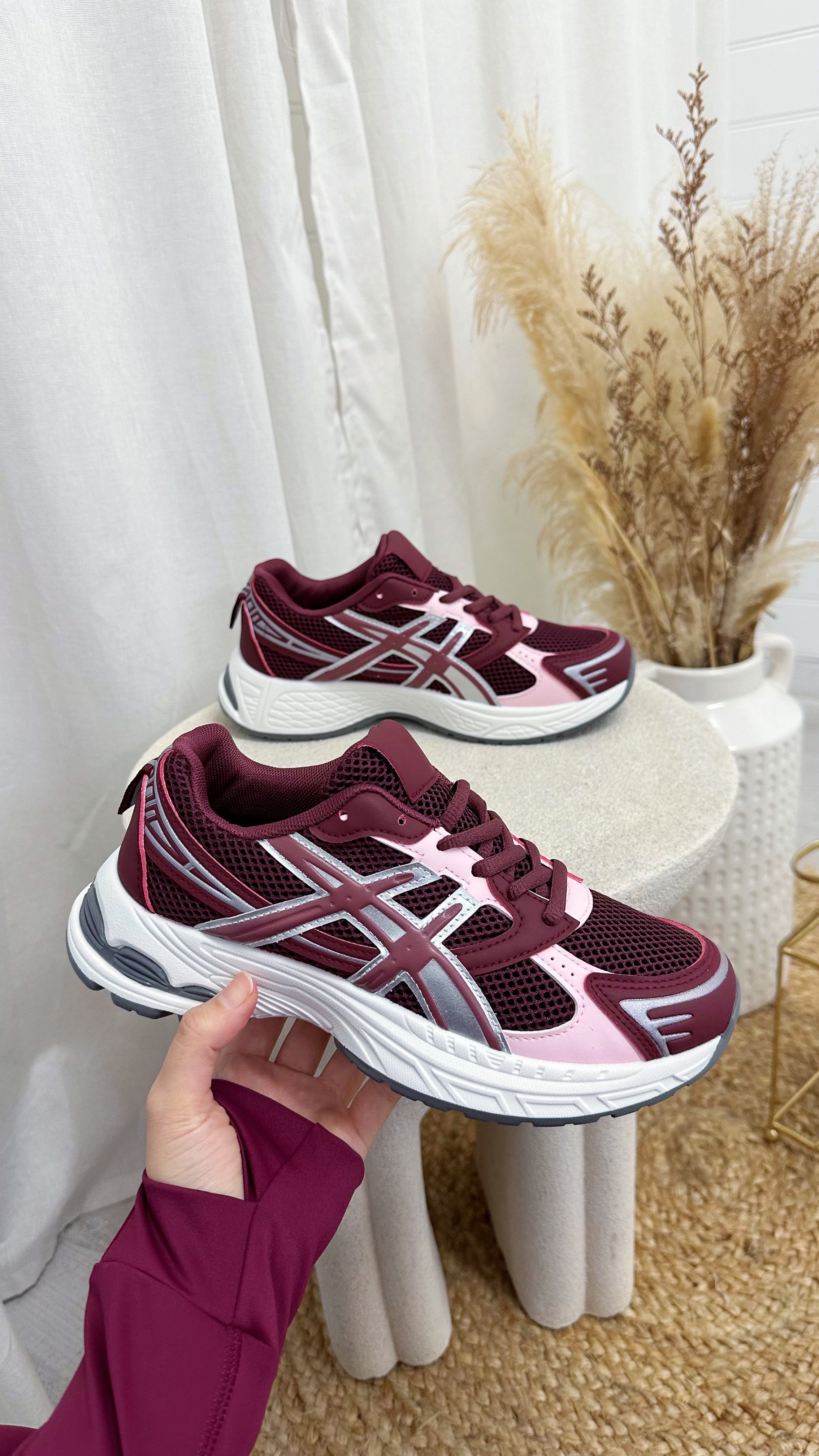Classic Stripe Runner Trainers - BURGUNDY/PINK