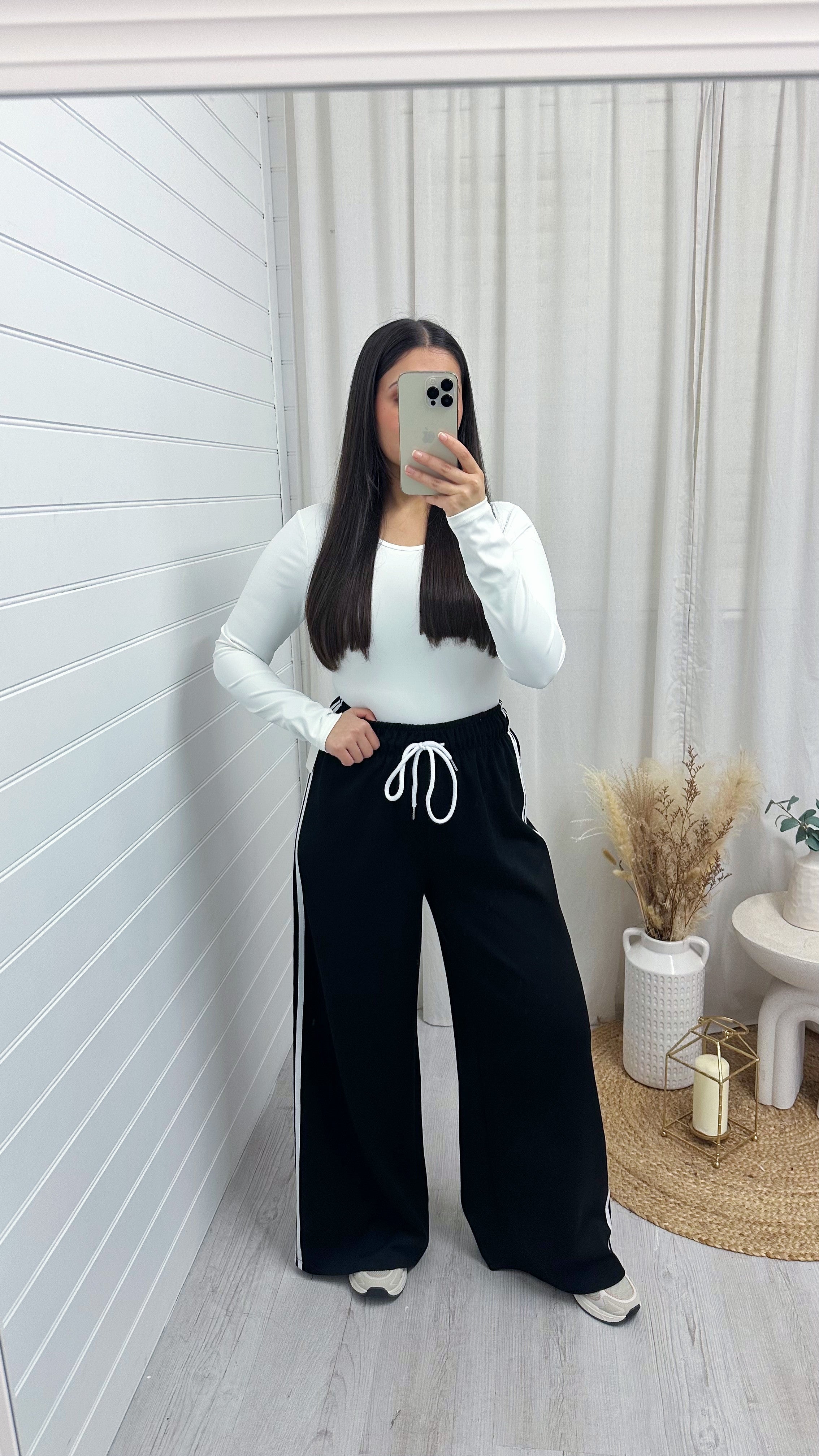 Wide Leg Retro Stripe Joggers - BLACK