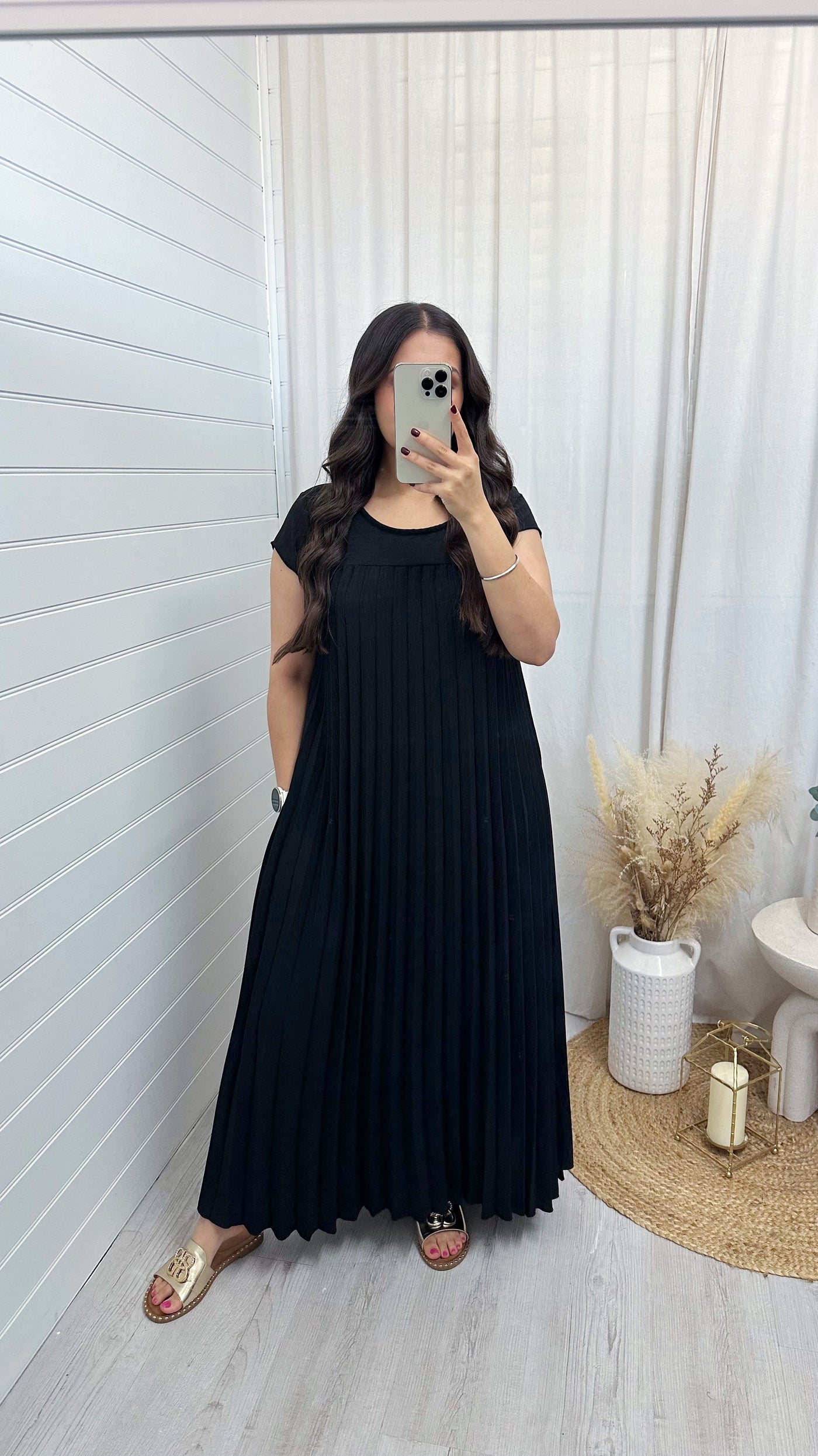 Pleated A Line Maxi Dress - BLACK