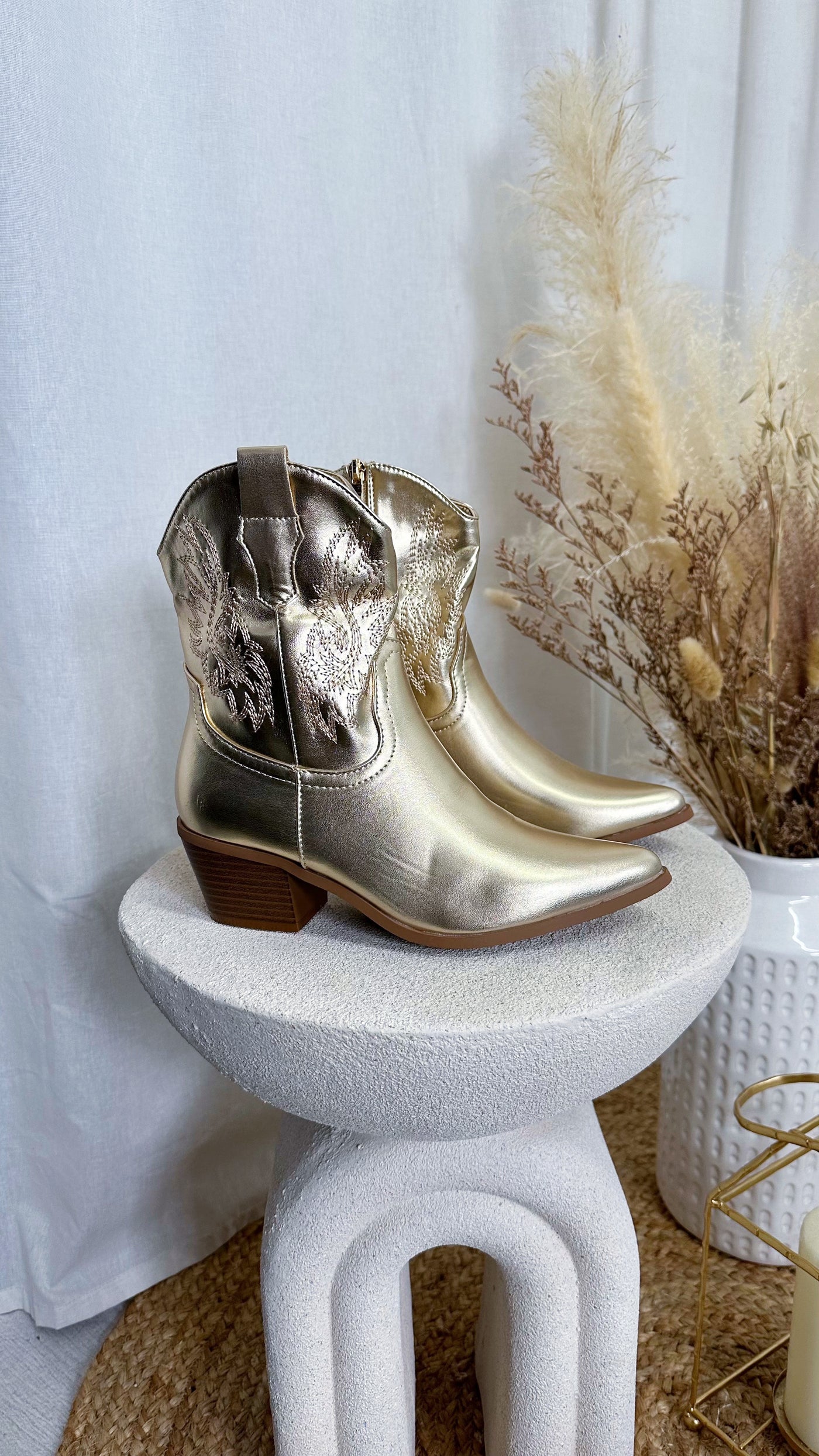 Embroidered Pattern Cowboy Ankle Boots - GOLD