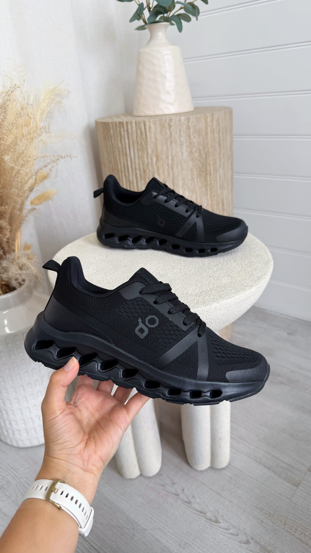 Foam Sole Running Trainers - BLACK