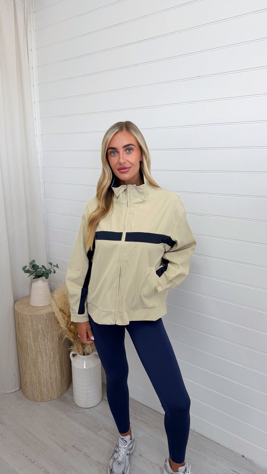 Vintage Track Jacket - BEIGE/NAVY
