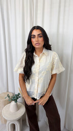 Flower Applique Balloon Sleeve Shirt - CREAM