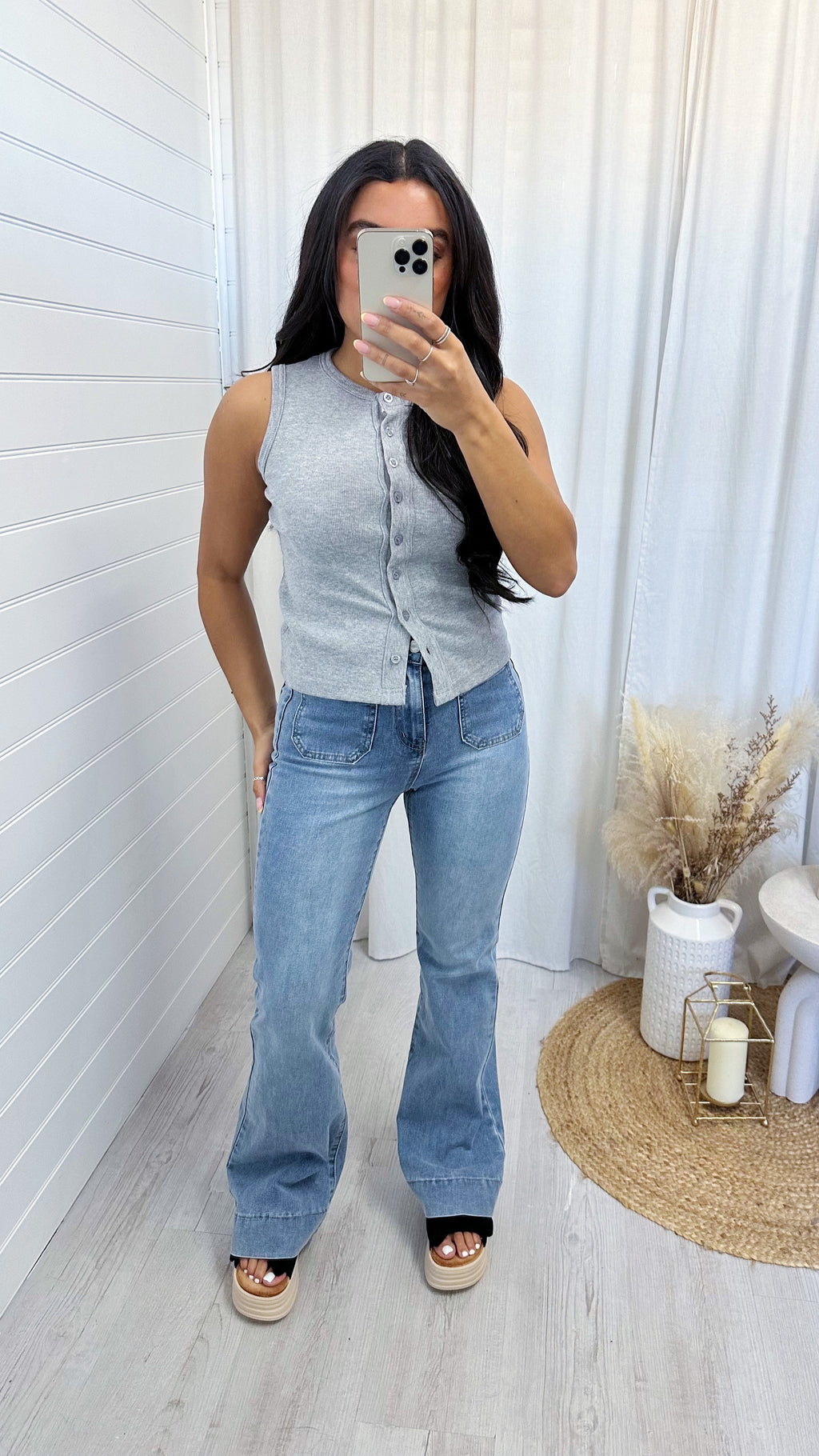 Front Pocket Flare High Waisted Jeans - DARK DENIM