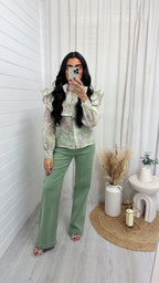 Straight Leg High Waisted Jeans - GREEN