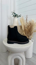 Suede Classic Chelsea Boots - BLACK