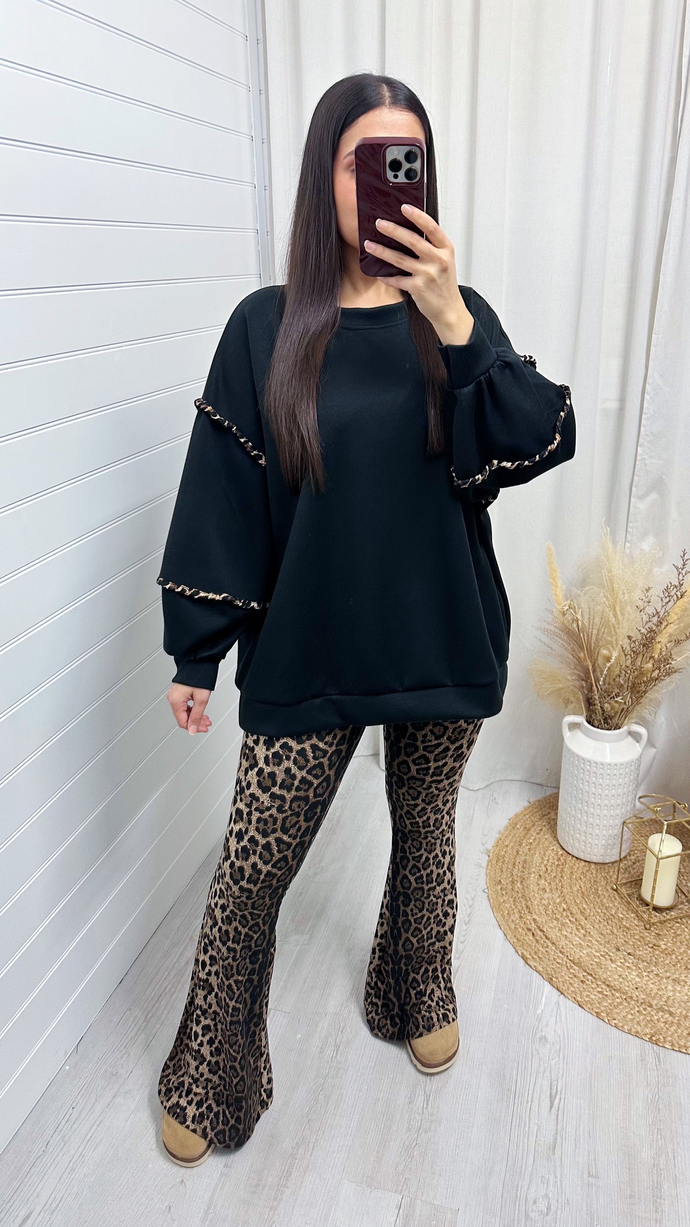 Leopard Trim Balloon Sleeve Sweatshirt - BLACK