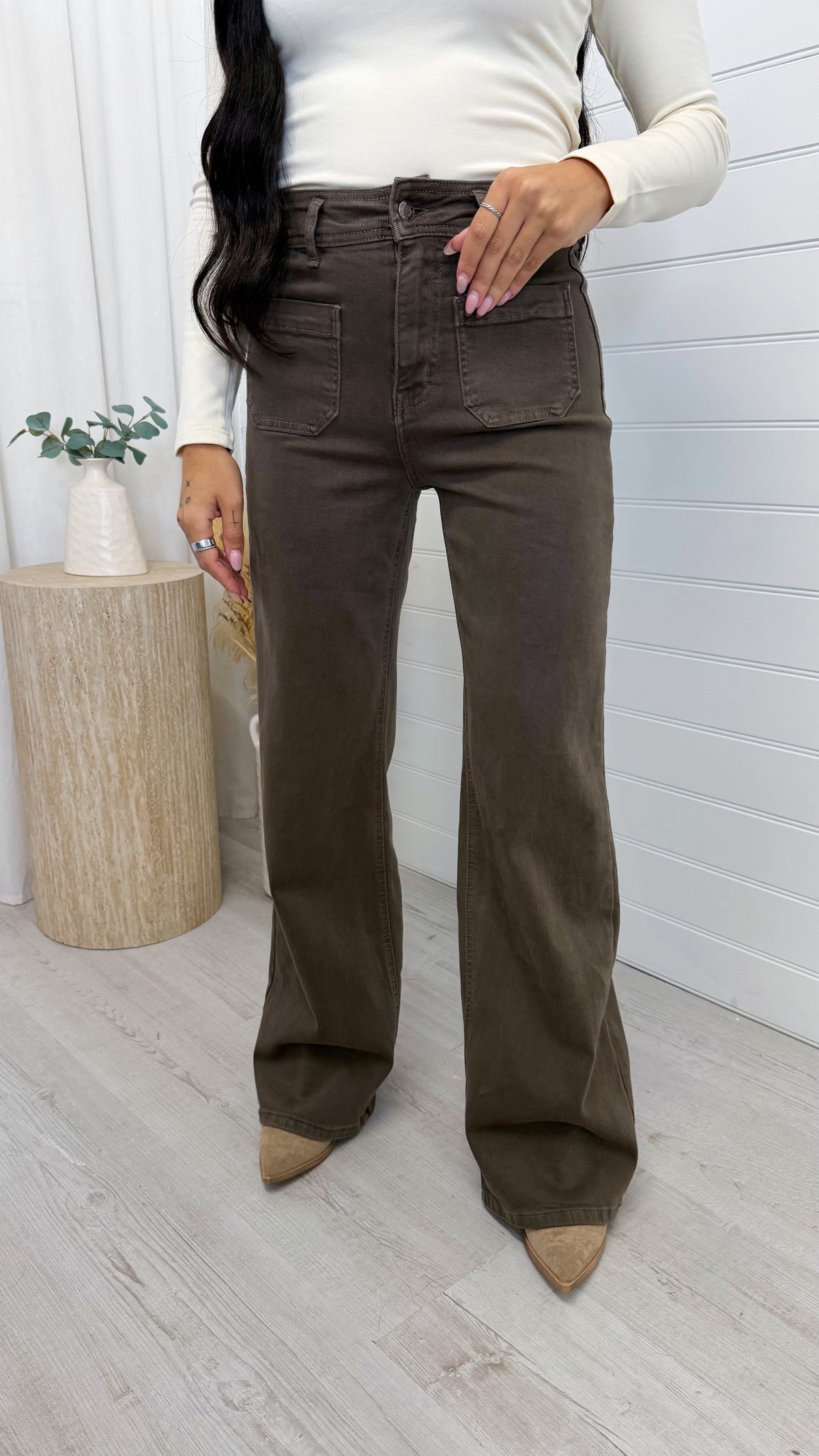 Front Pocket High Waisted Flare Jeans - TAUPE
